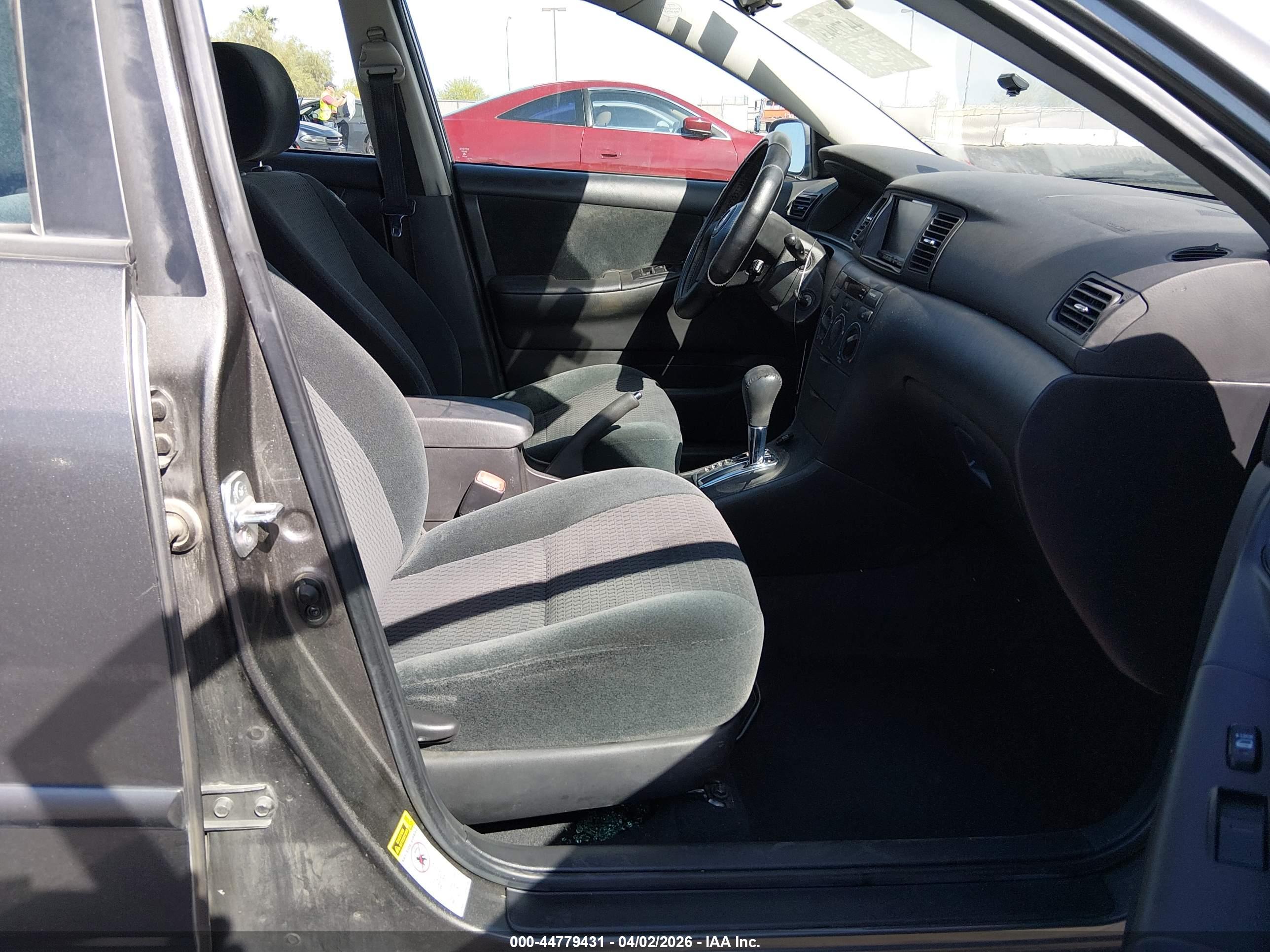 TOYOTA COROLLA image 5