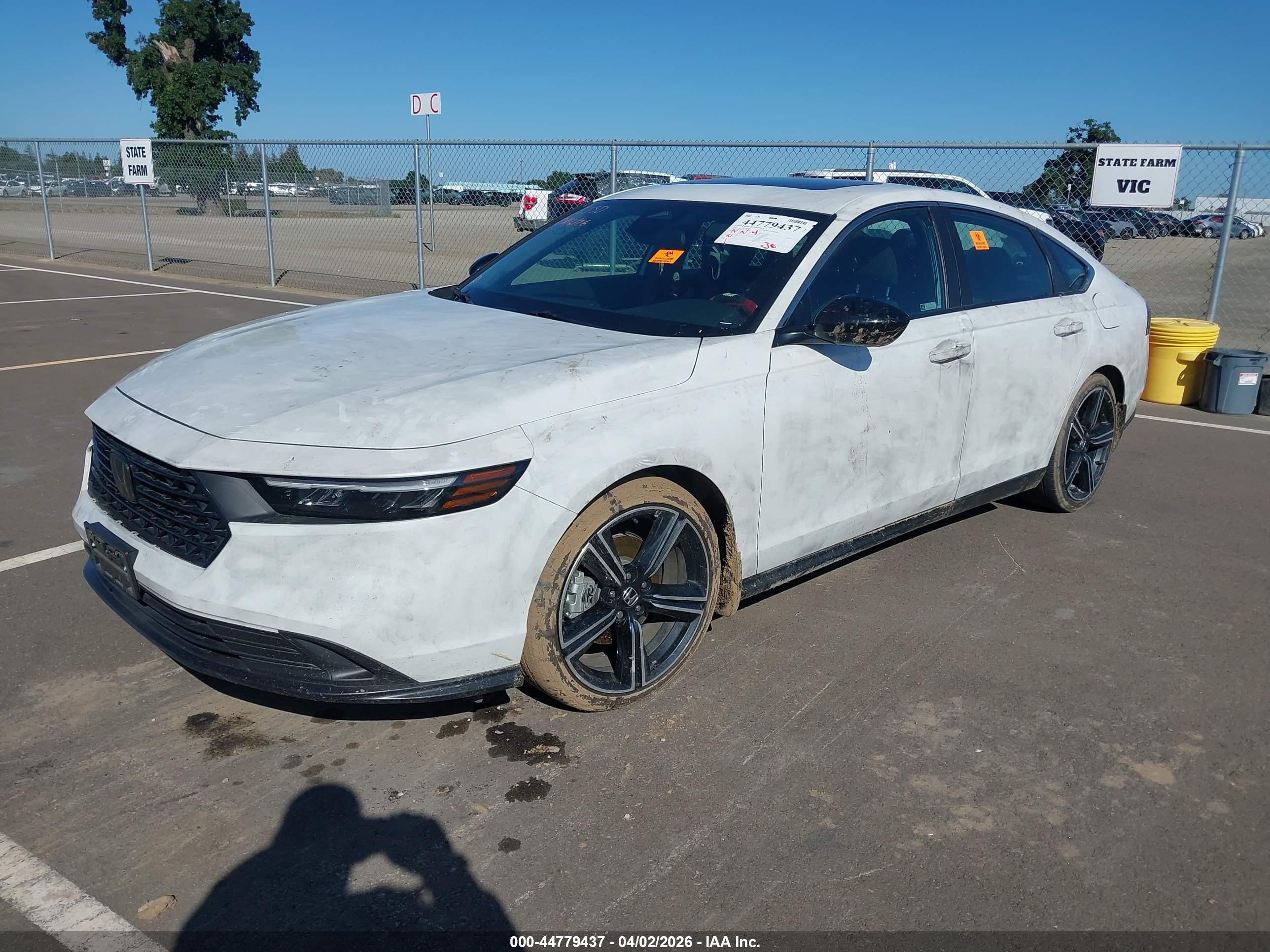 HONDA ACCORD image 2