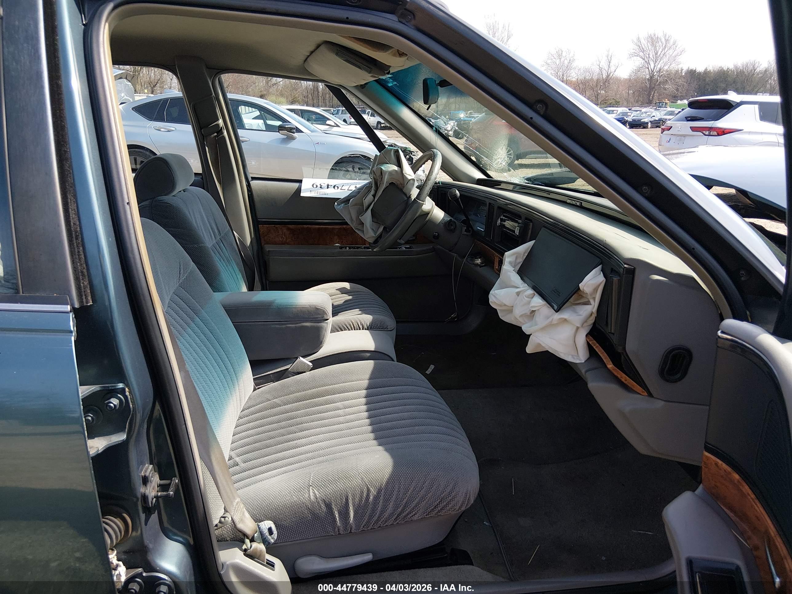 BUICK LESABRE image 5