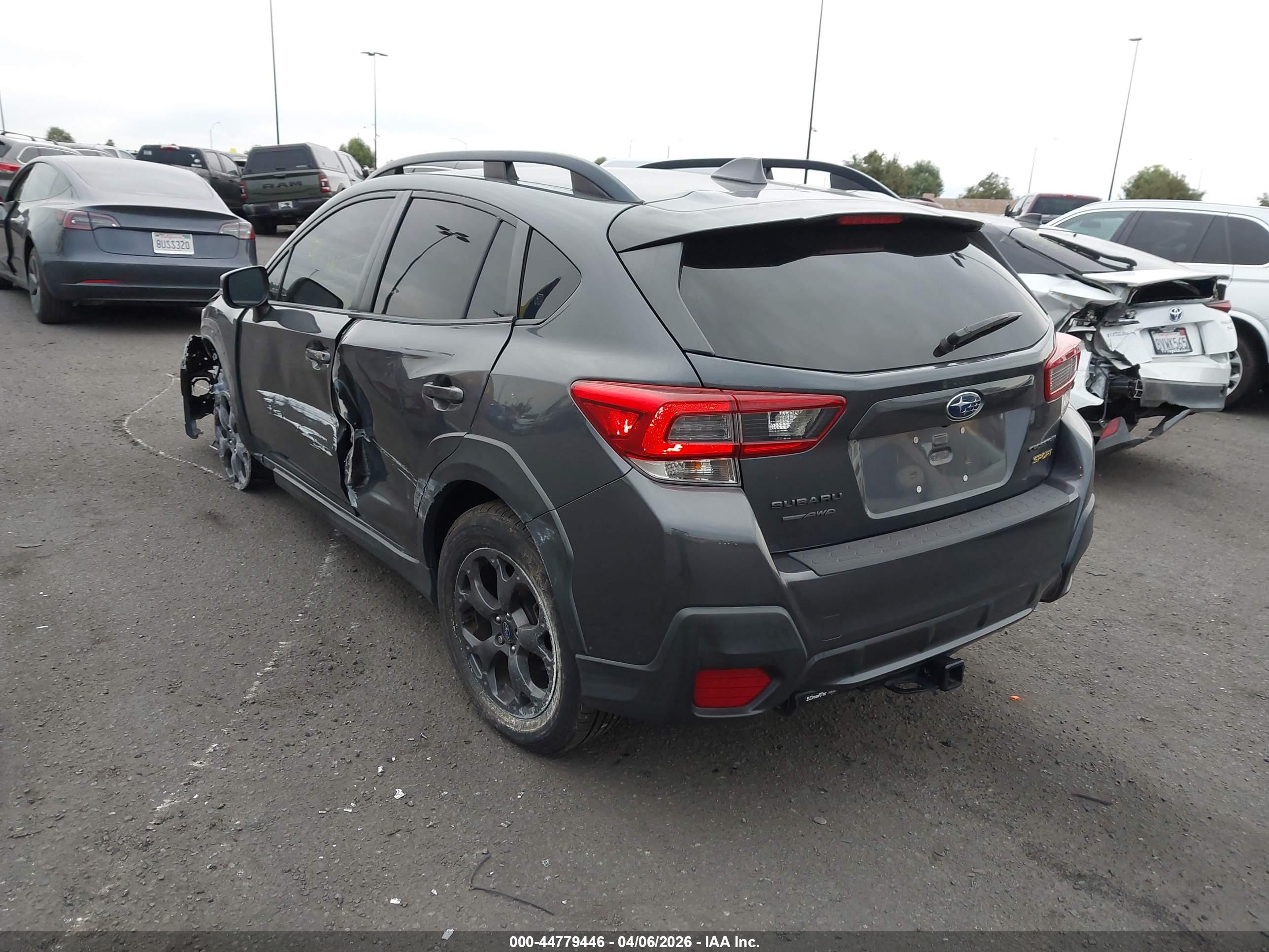 SUBARU CROSSTREK image 3