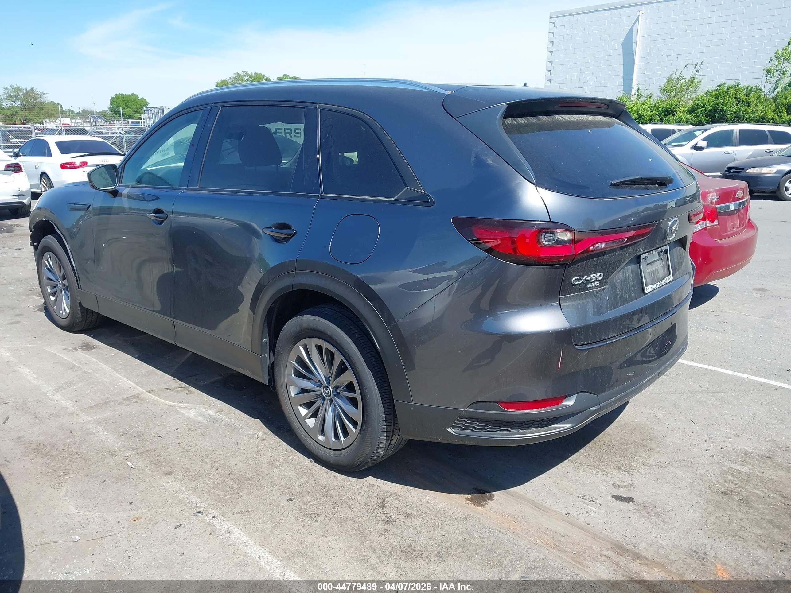 MAZDA CX-90 image 3