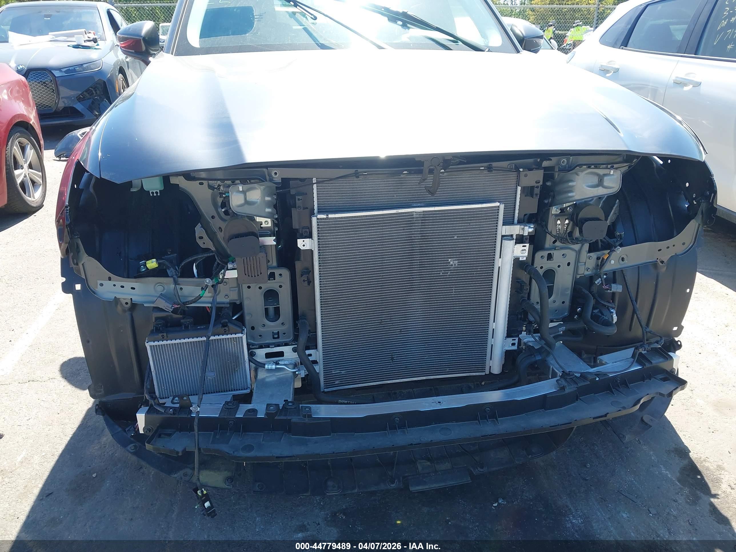 MAZDA CX-90 image 6