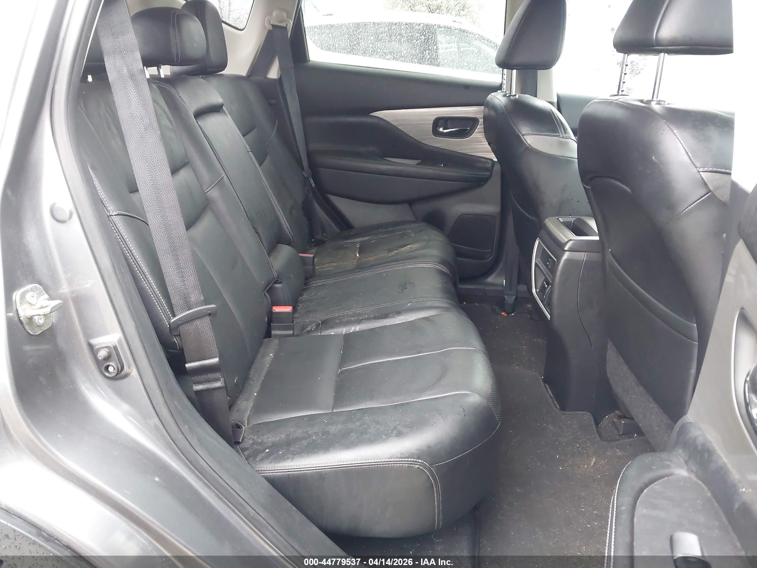 NISSAN MURANO image 8