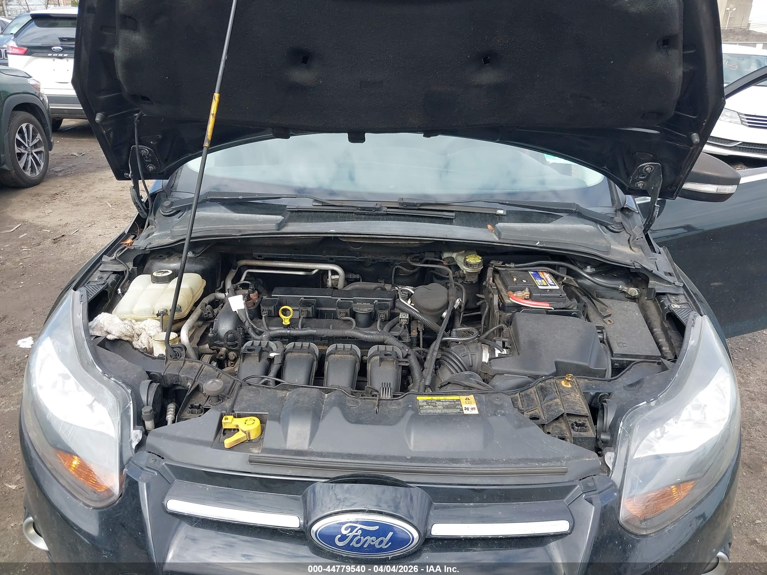 FORD FOCUS image 10