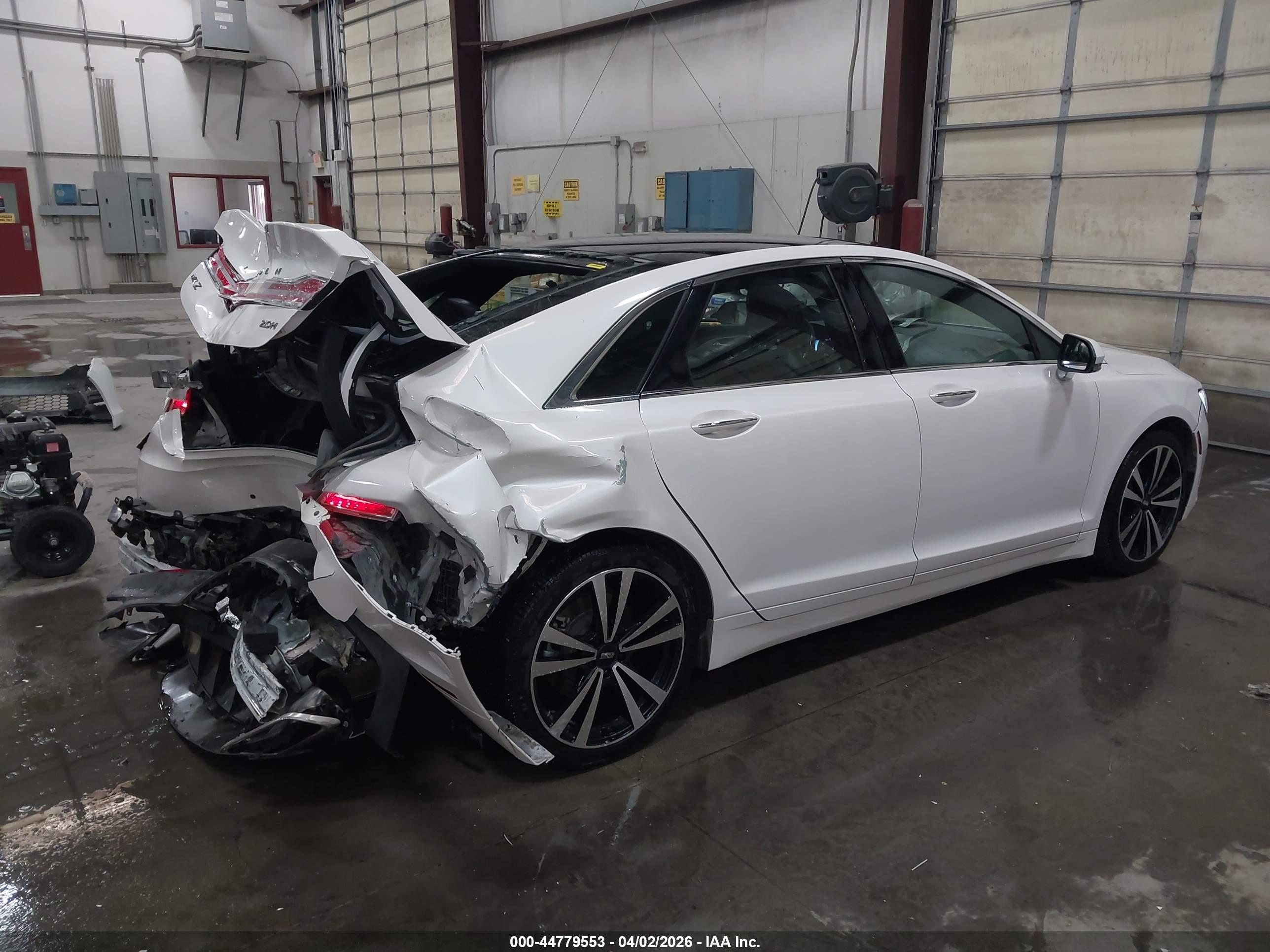 LINCOLN MKZ image 4