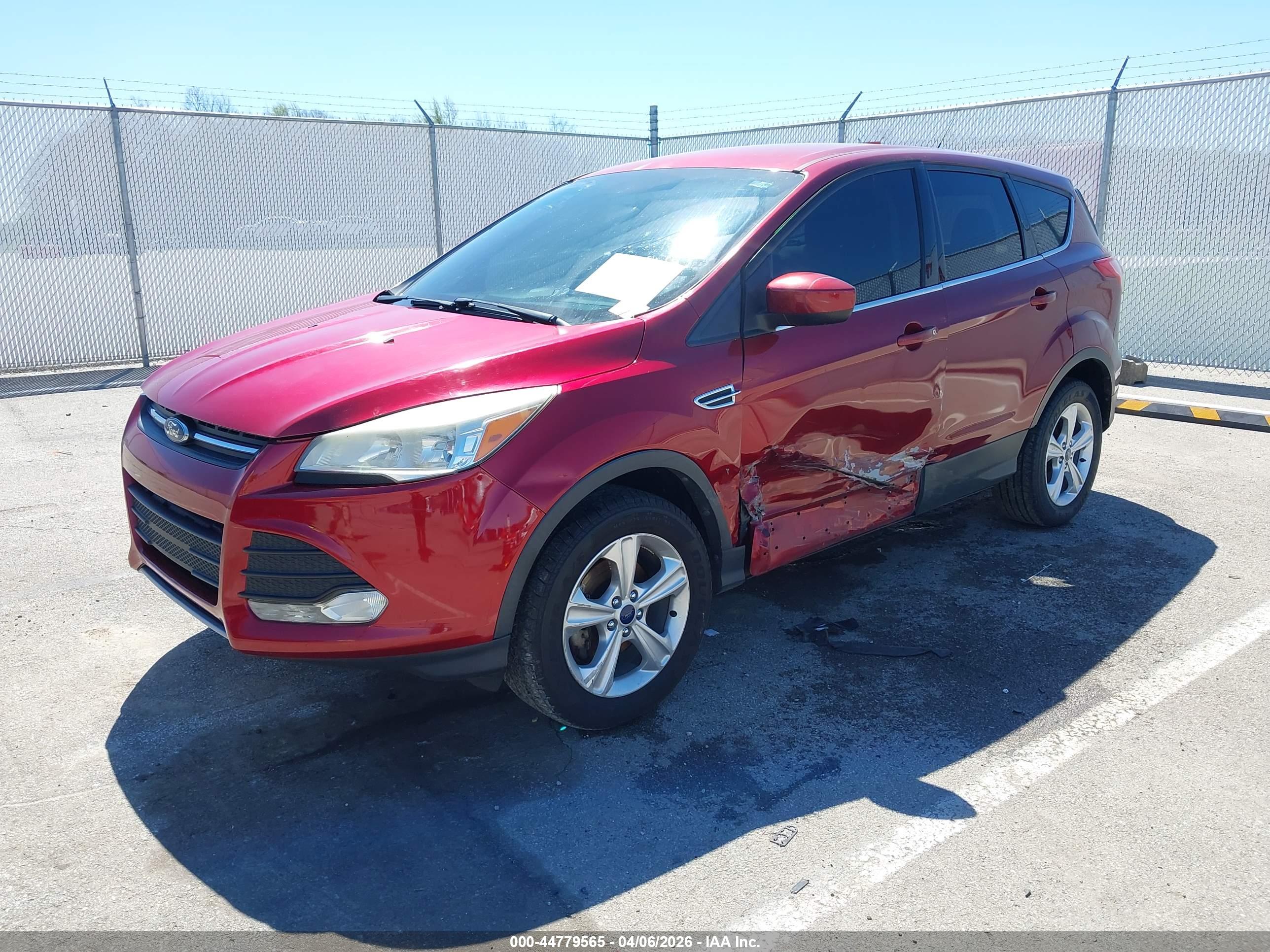 FORD ESCAPE image 2