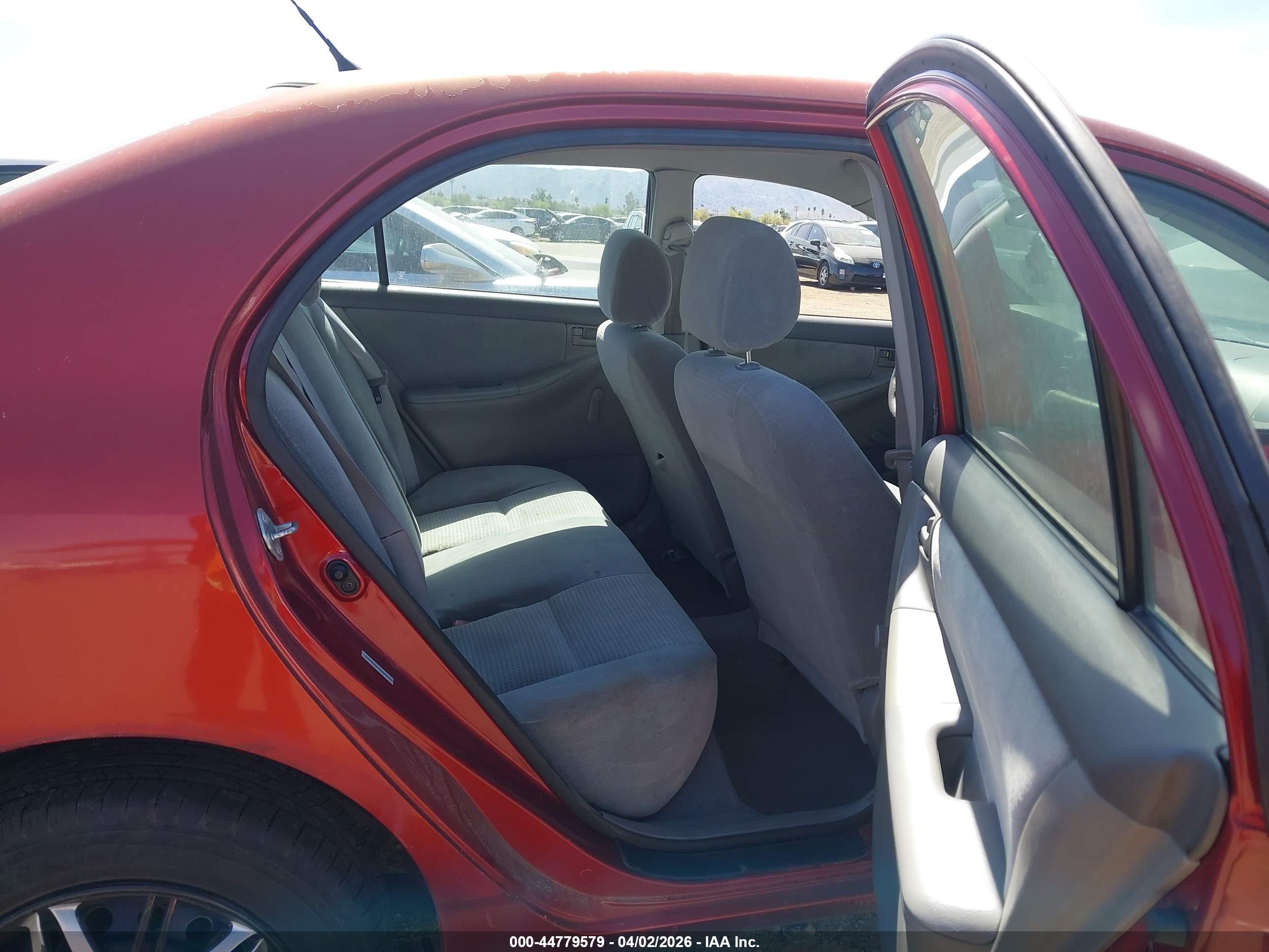 TOYOTA COROLLA image 8