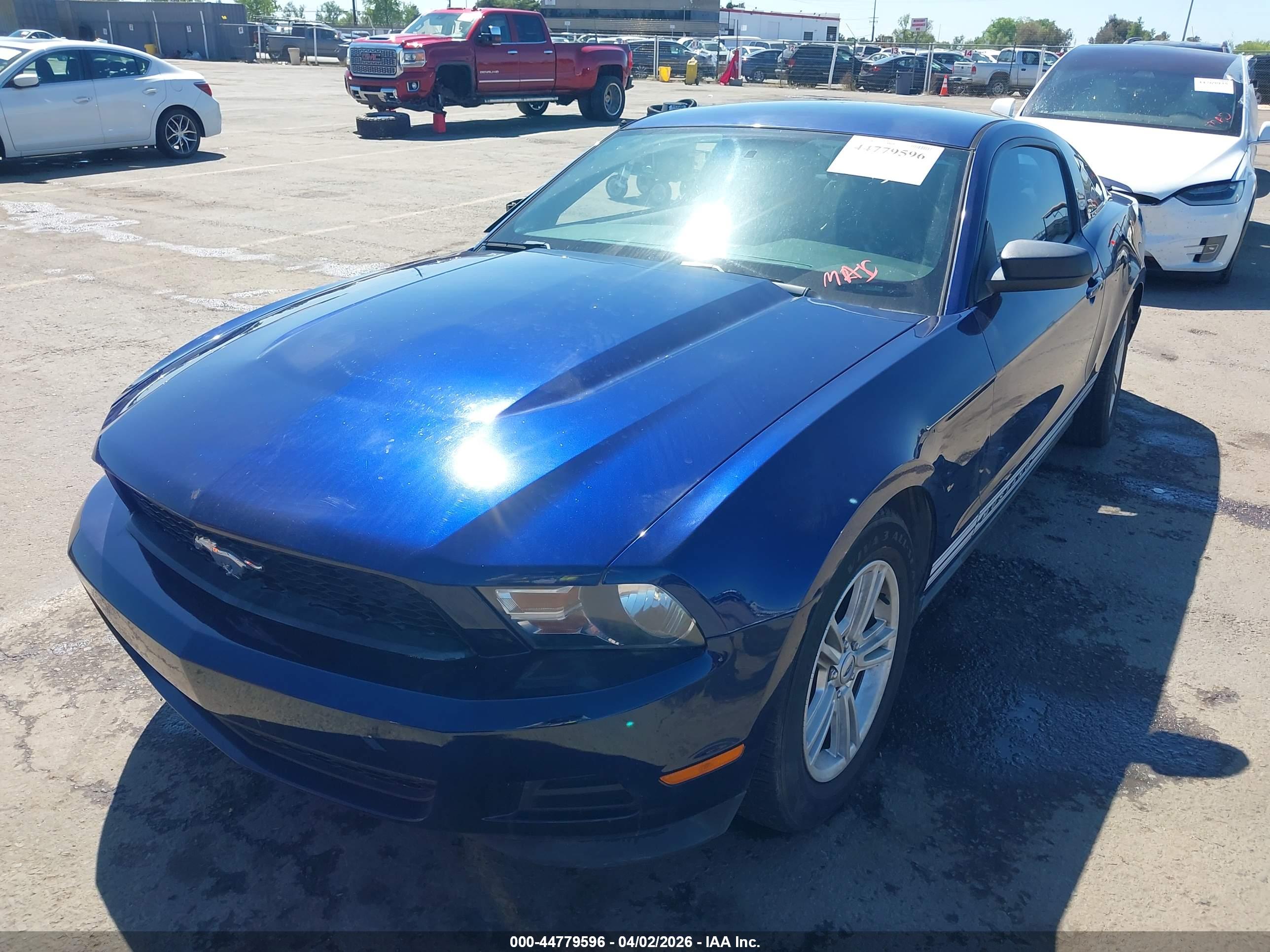 FORD MUSTANG image 2