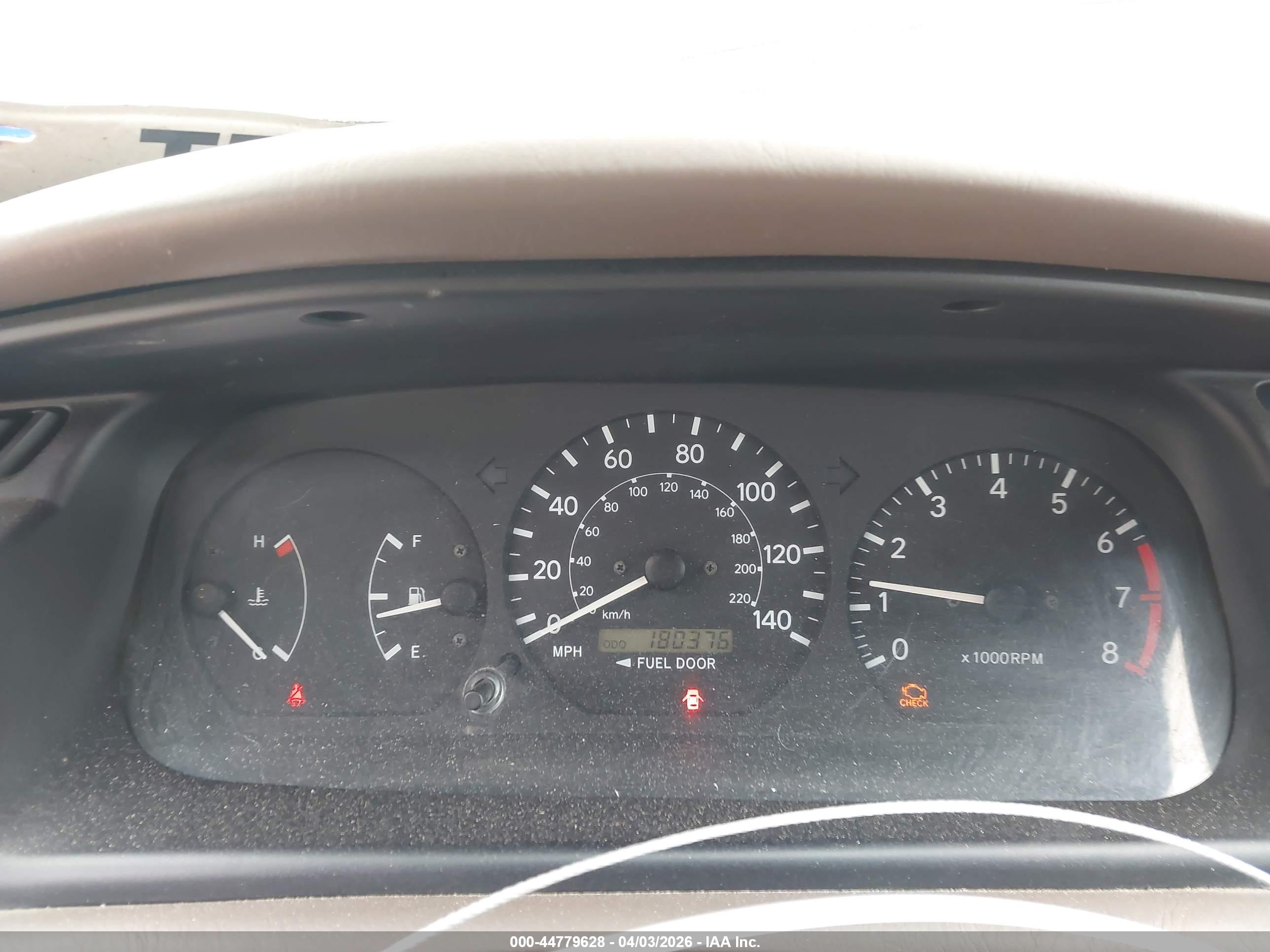 TOYOTA CAMRY image 7