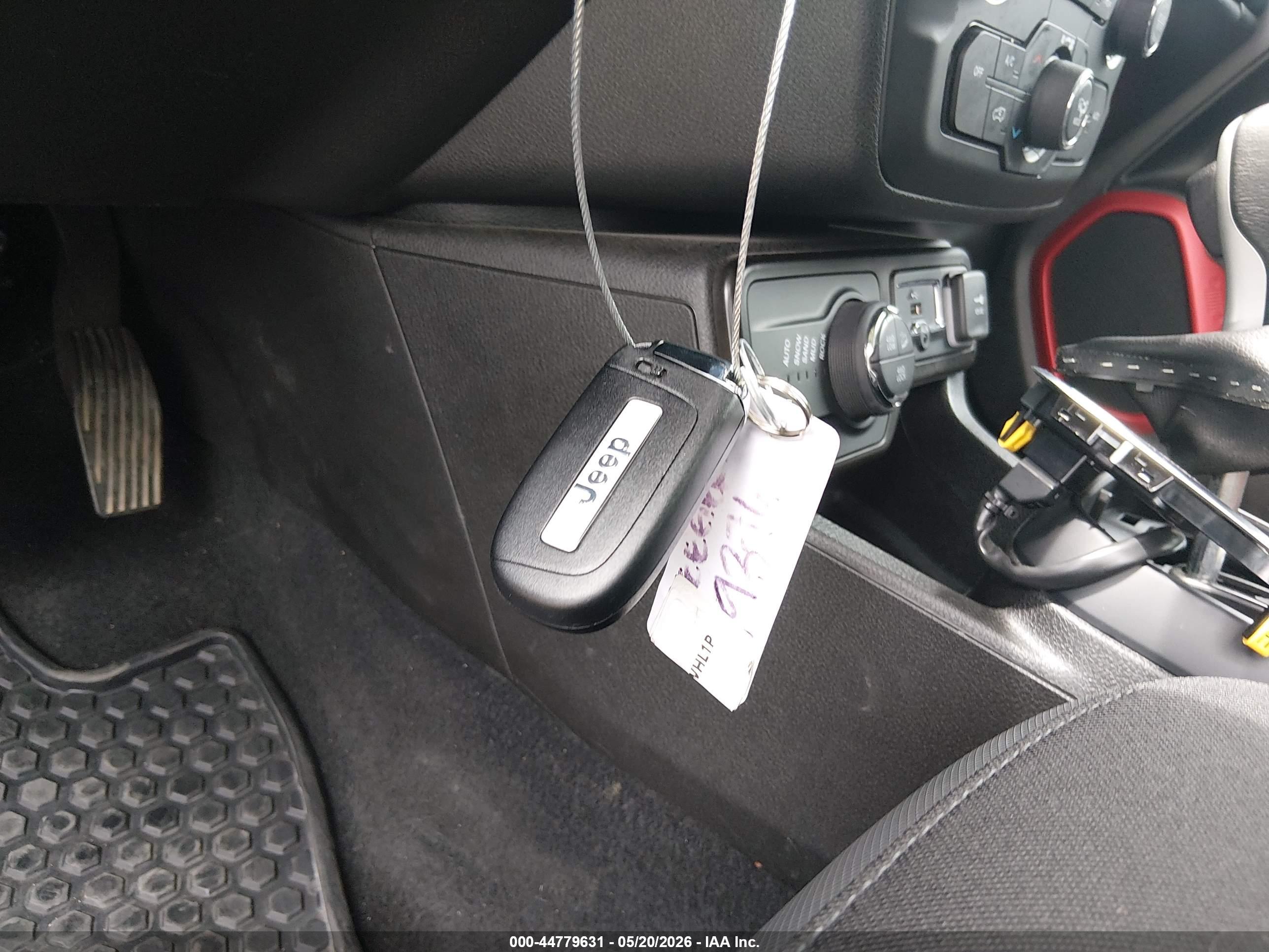 JEEP RENEGADE image 11