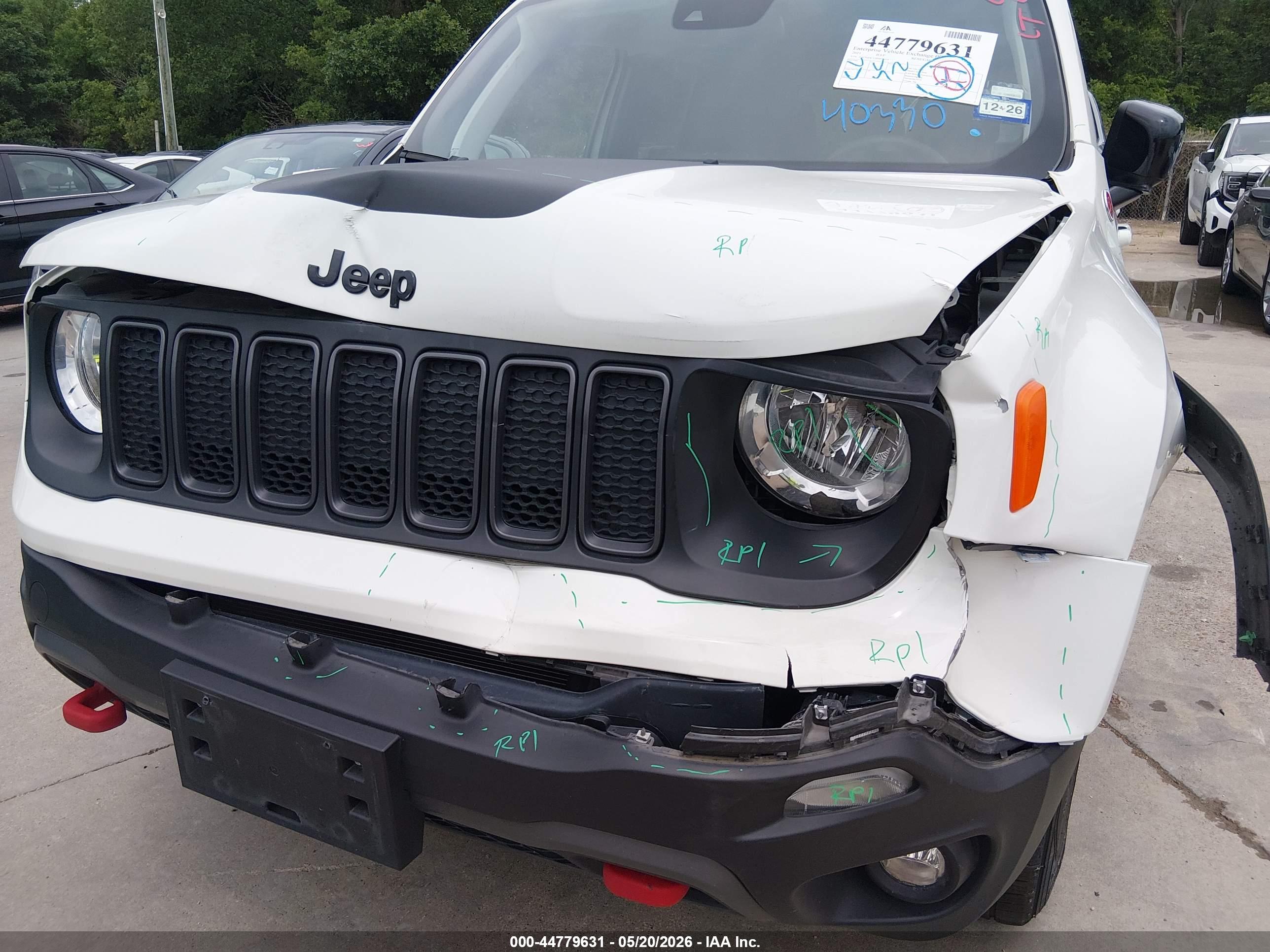 JEEP RENEGADE image 6