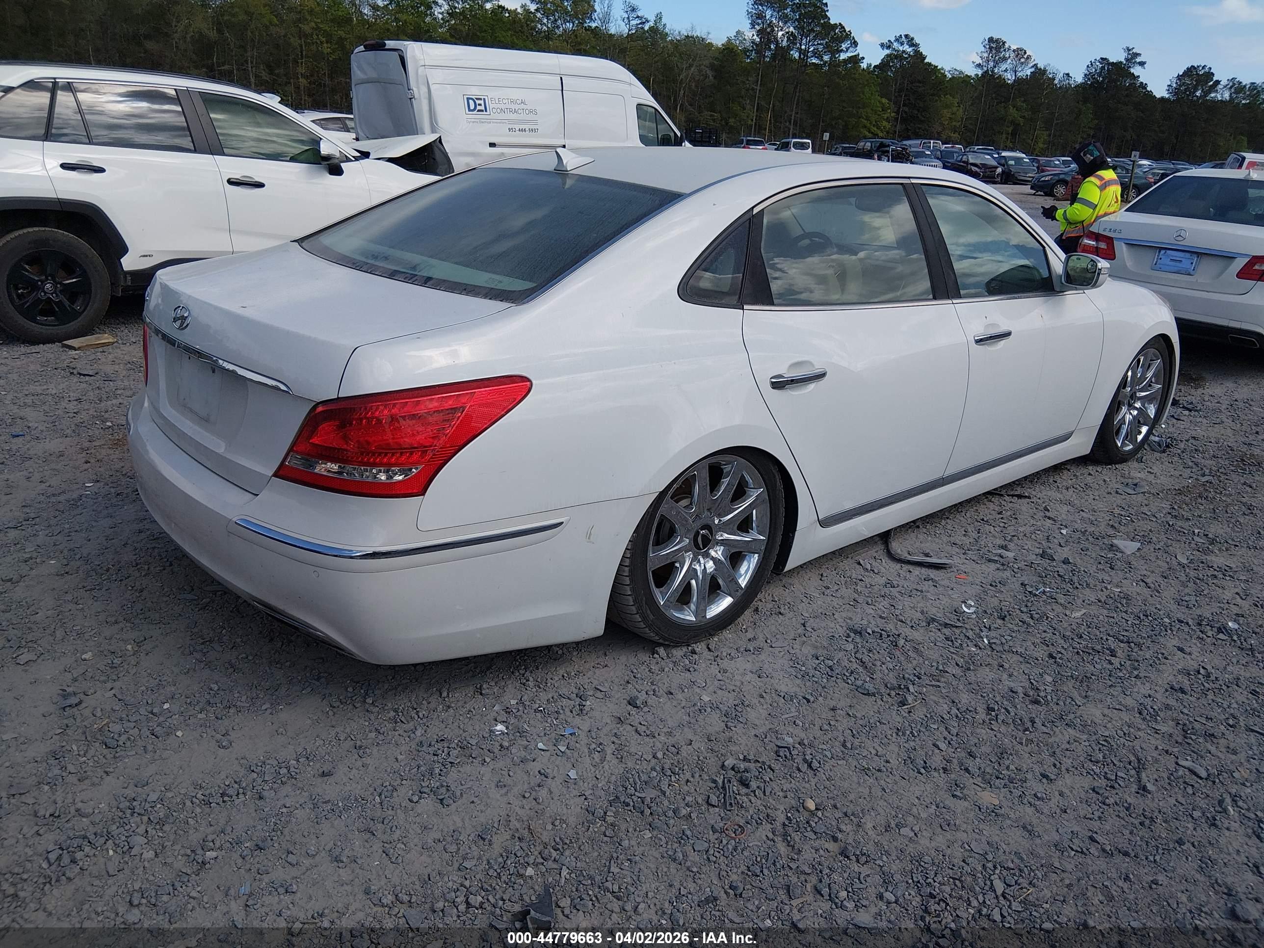 HYUNDAI EQUUS image 4