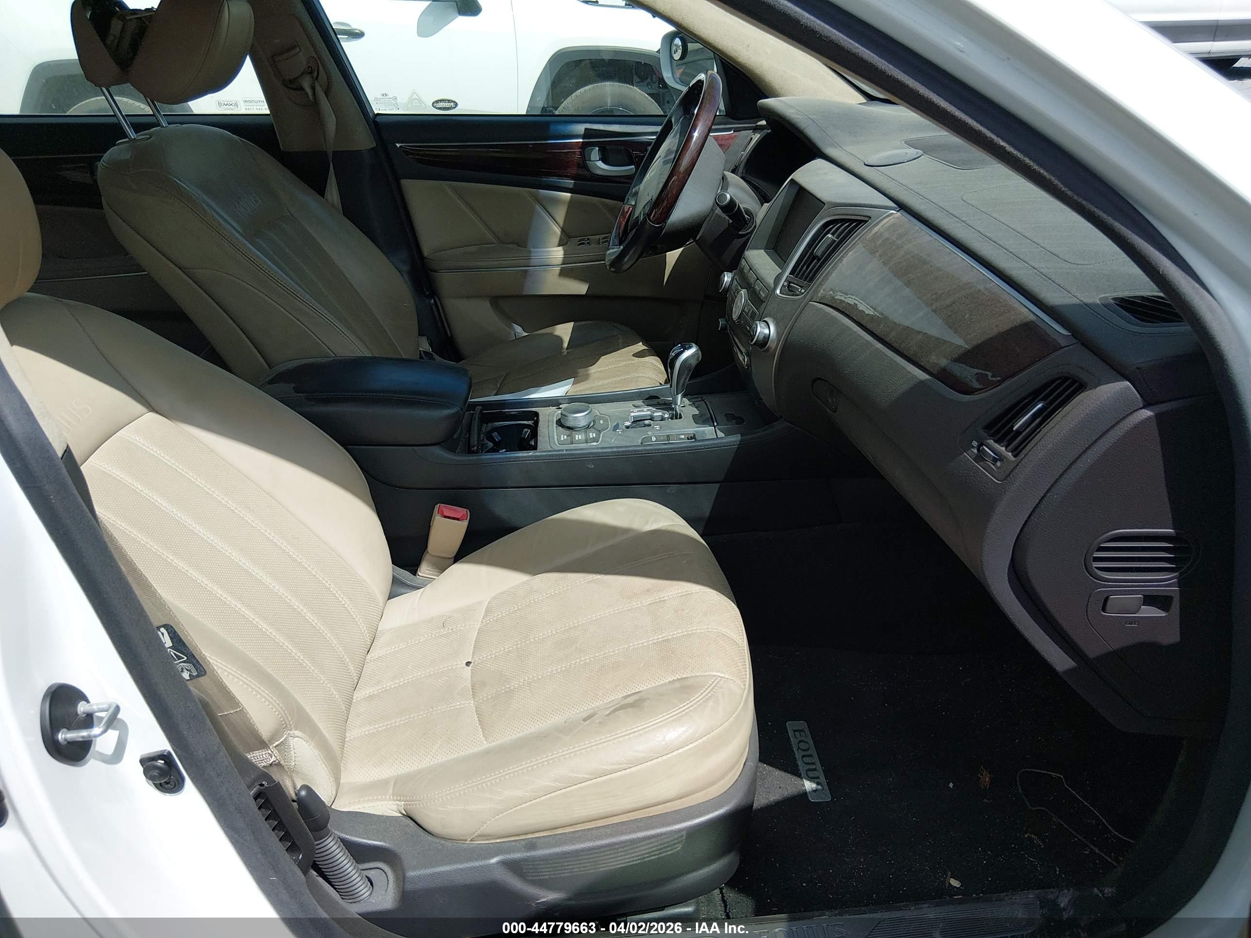 HYUNDAI EQUUS image 5