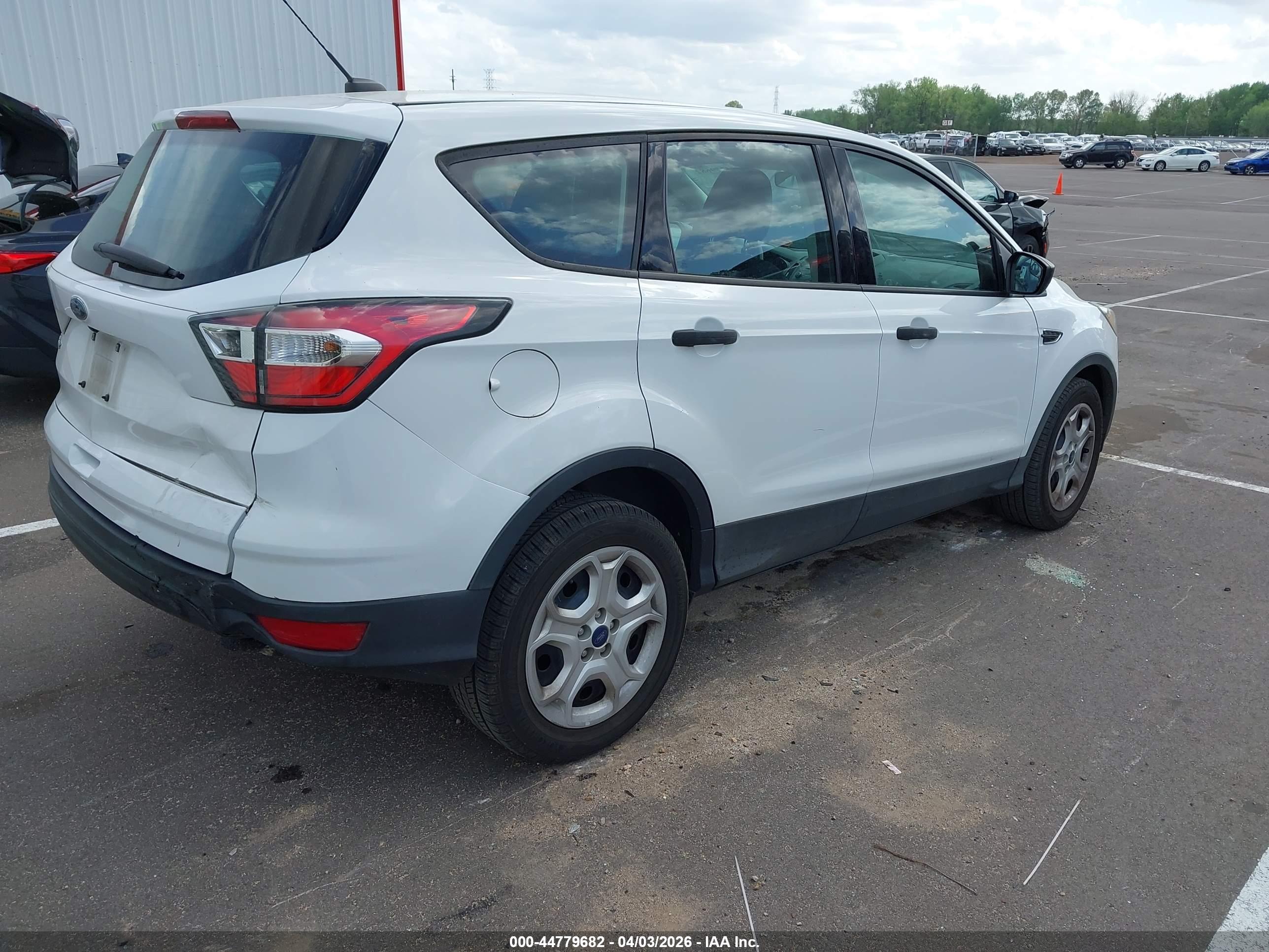 FORD ESCAPE image 4