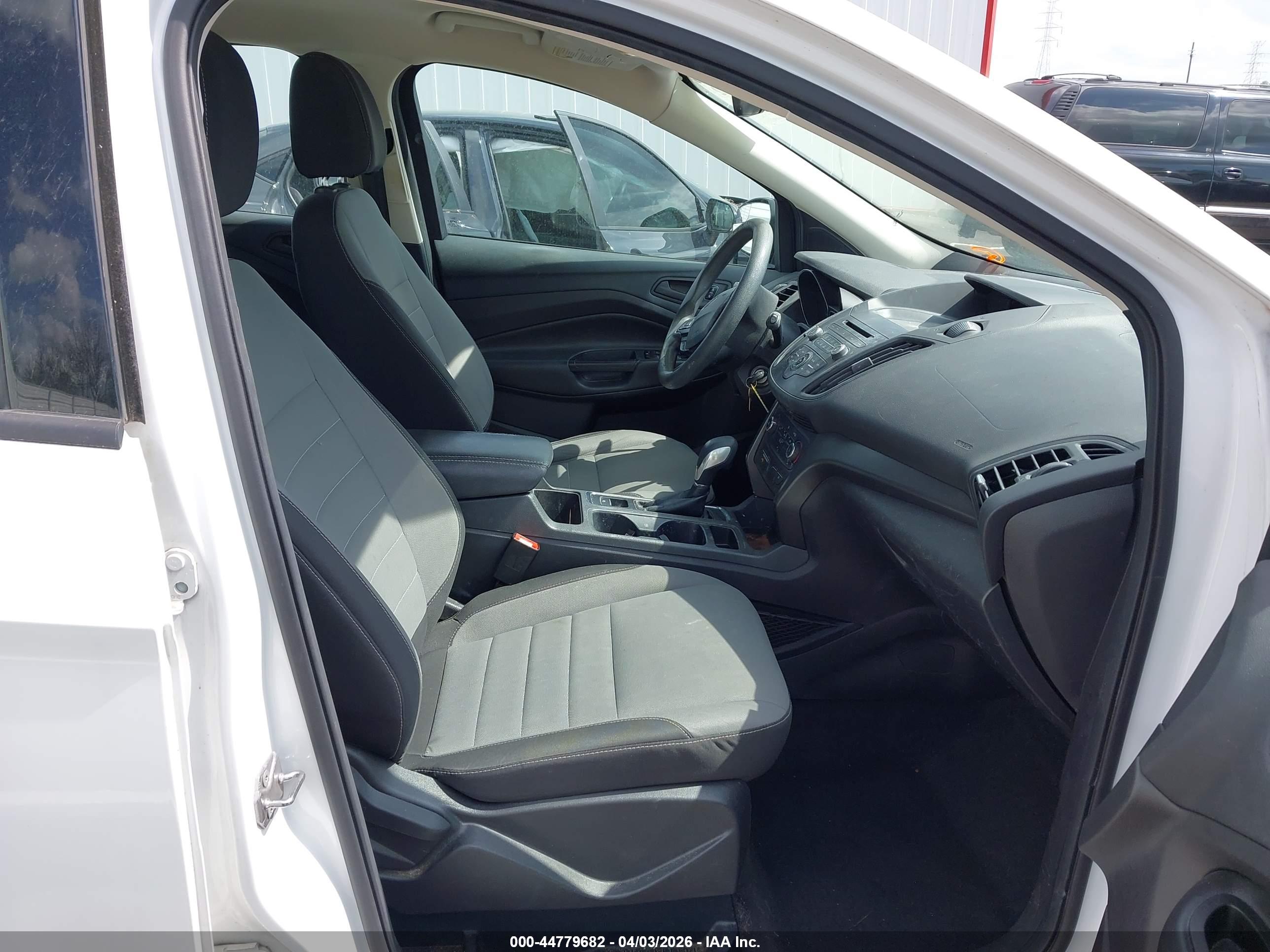 FORD ESCAPE image 5