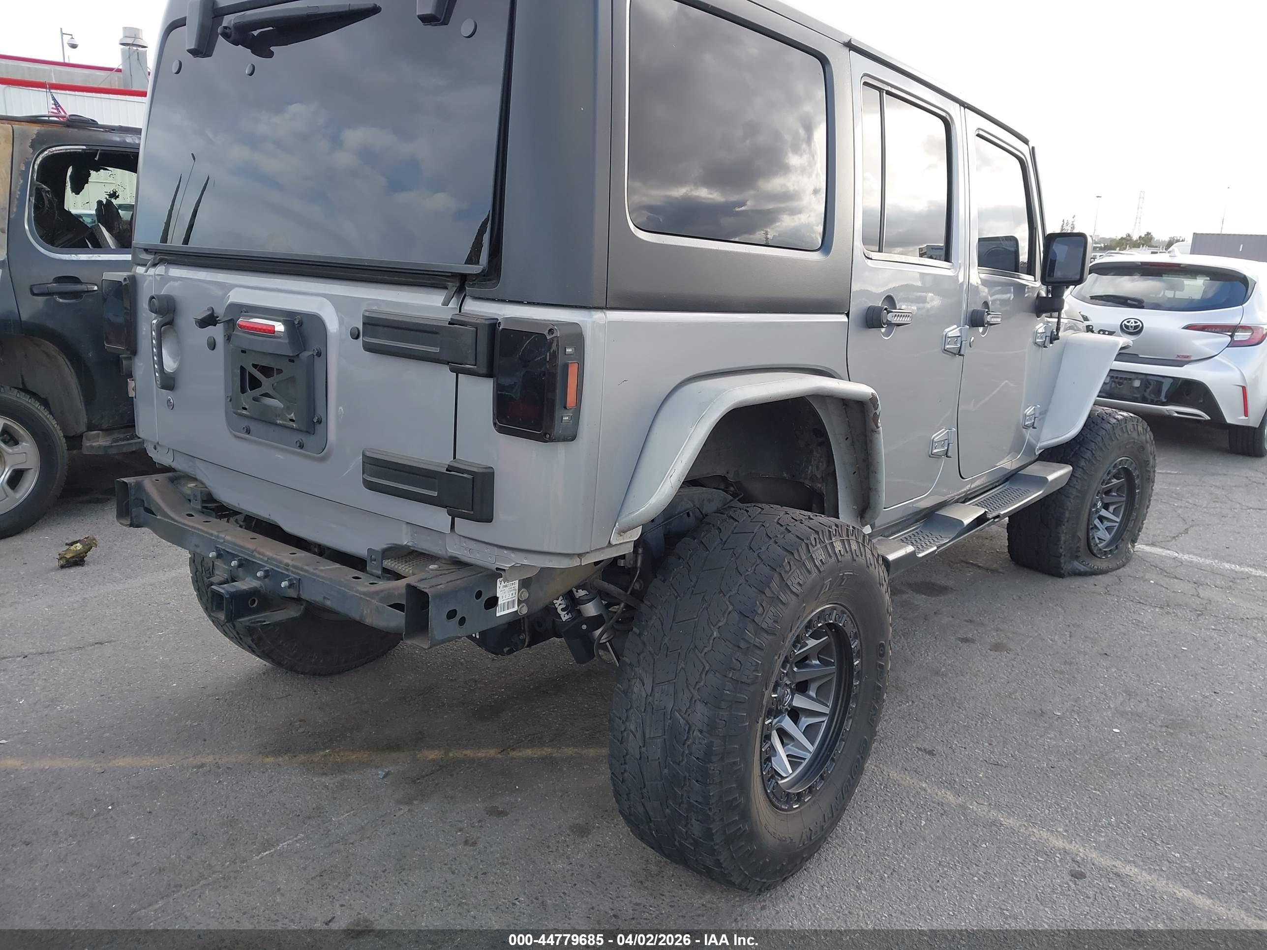 JEEP WRANGLER image 4