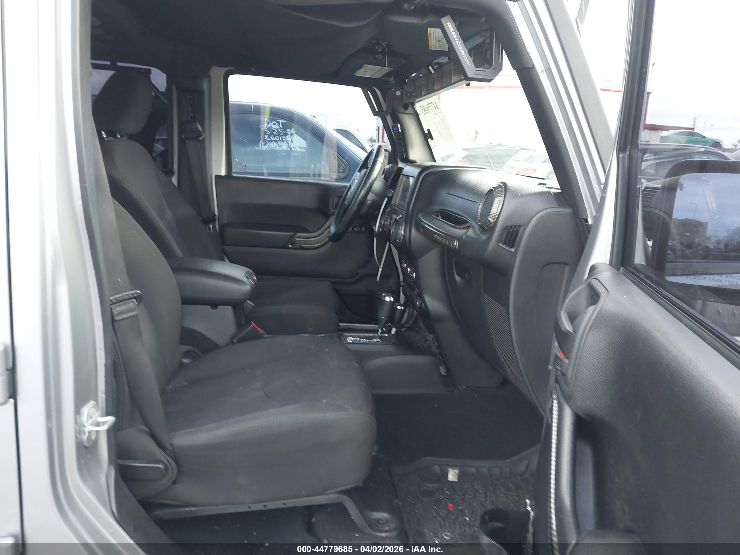 JEEP WRANGLER image 5
