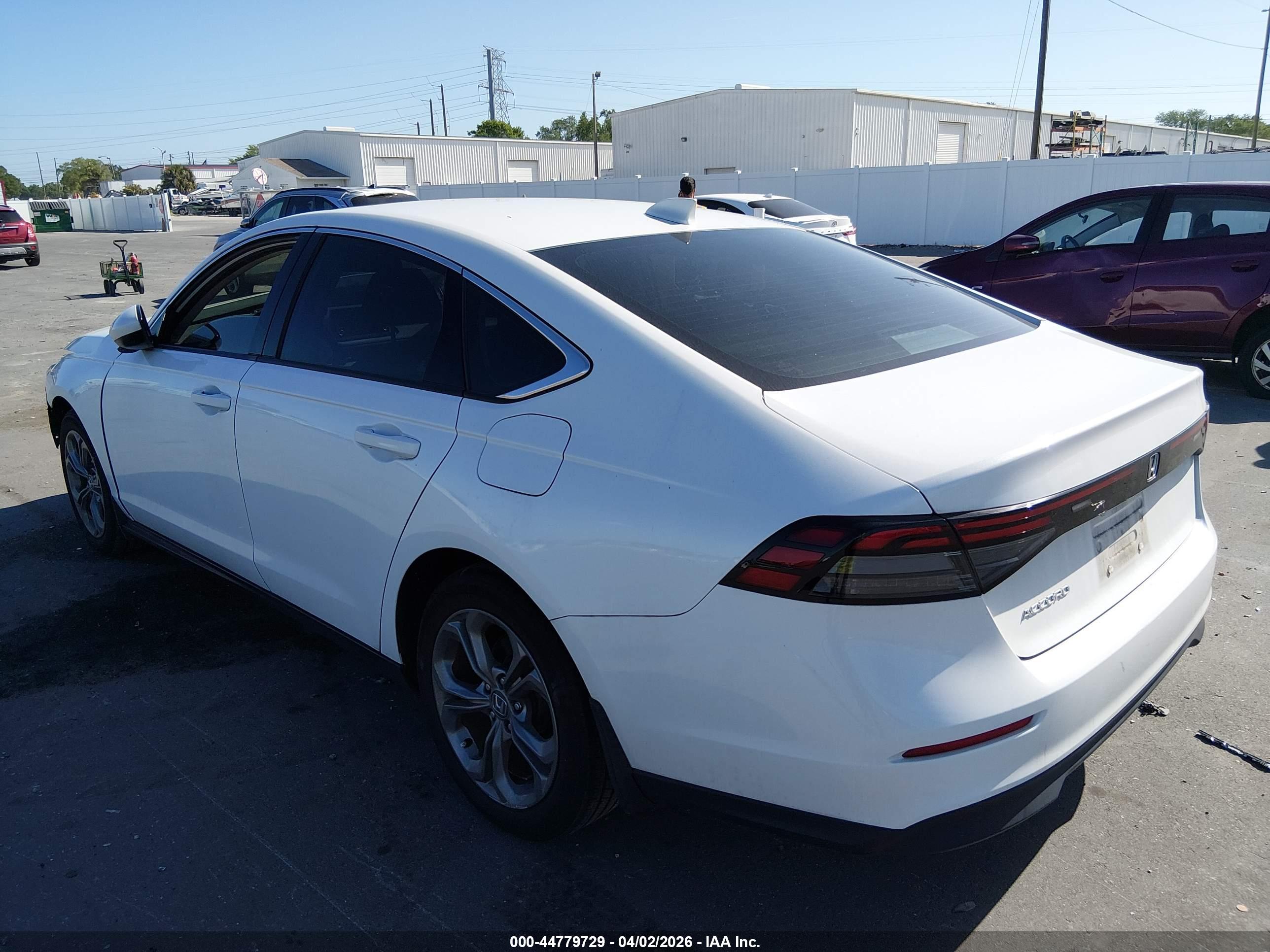 HONDA ACCORD image 3