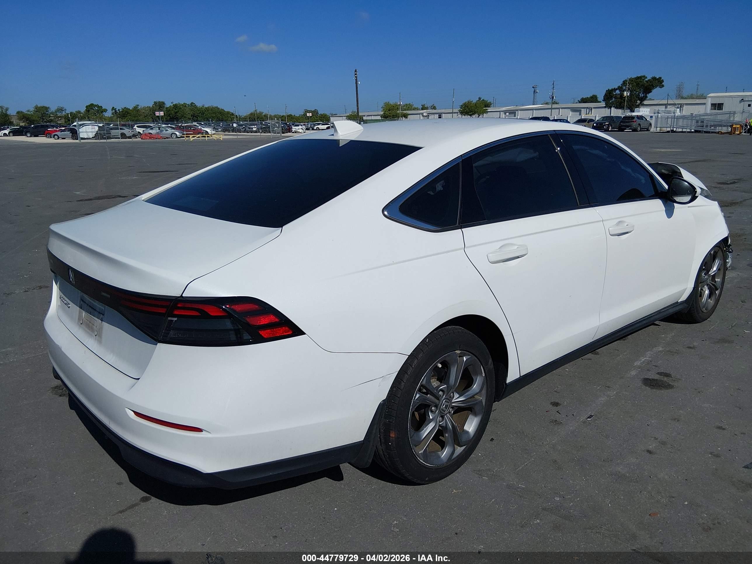 HONDA ACCORD image 4