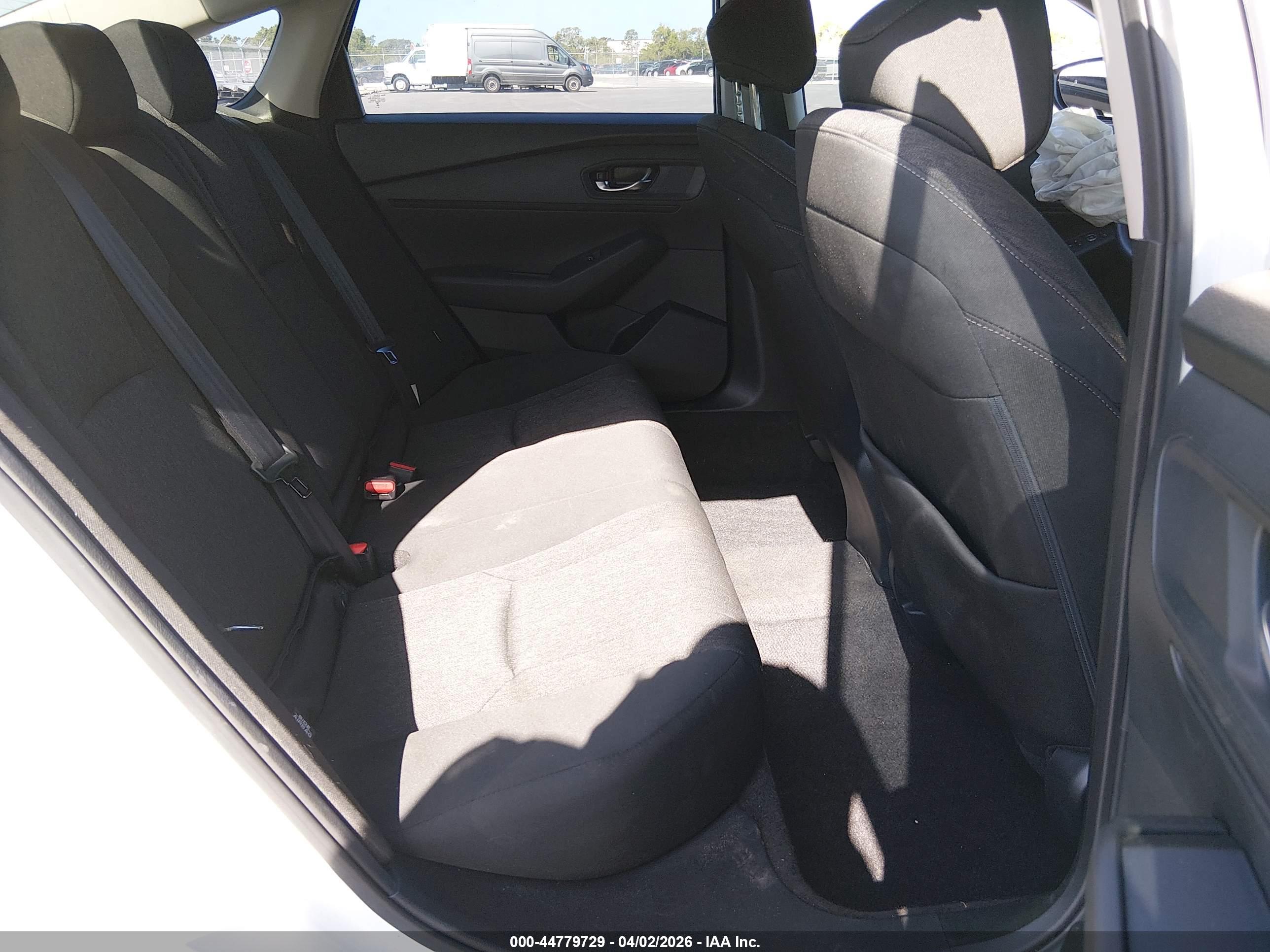 HONDA ACCORD image 8