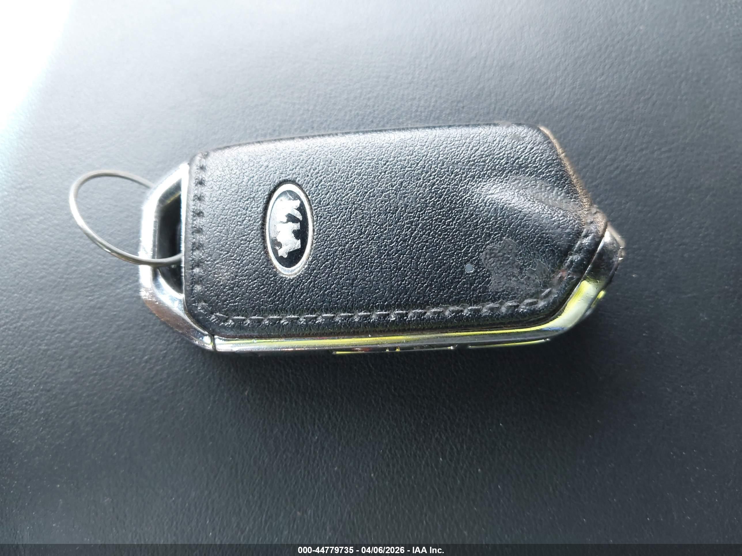 KIA STINGER image 11