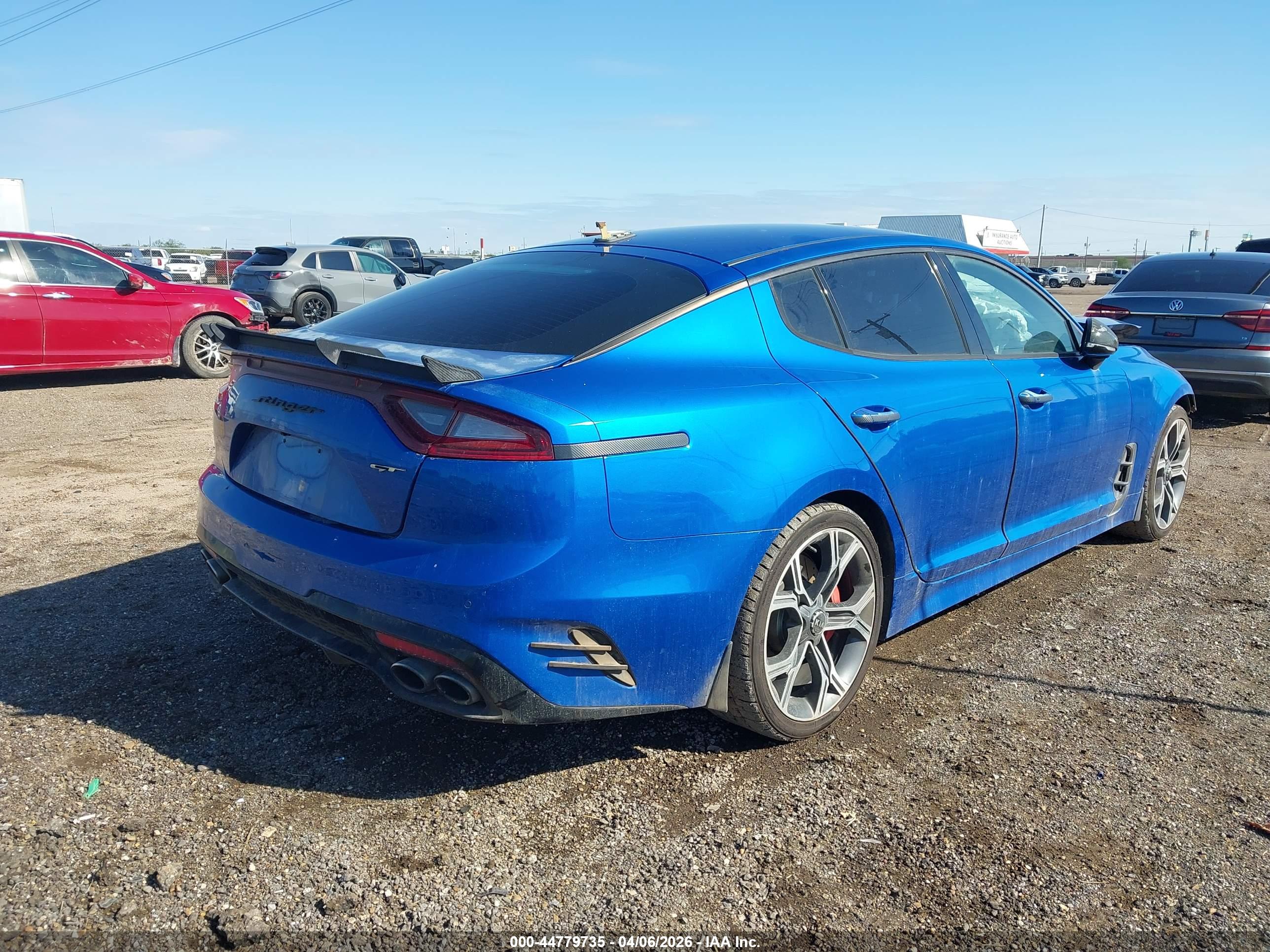 KIA STINGER image 4
