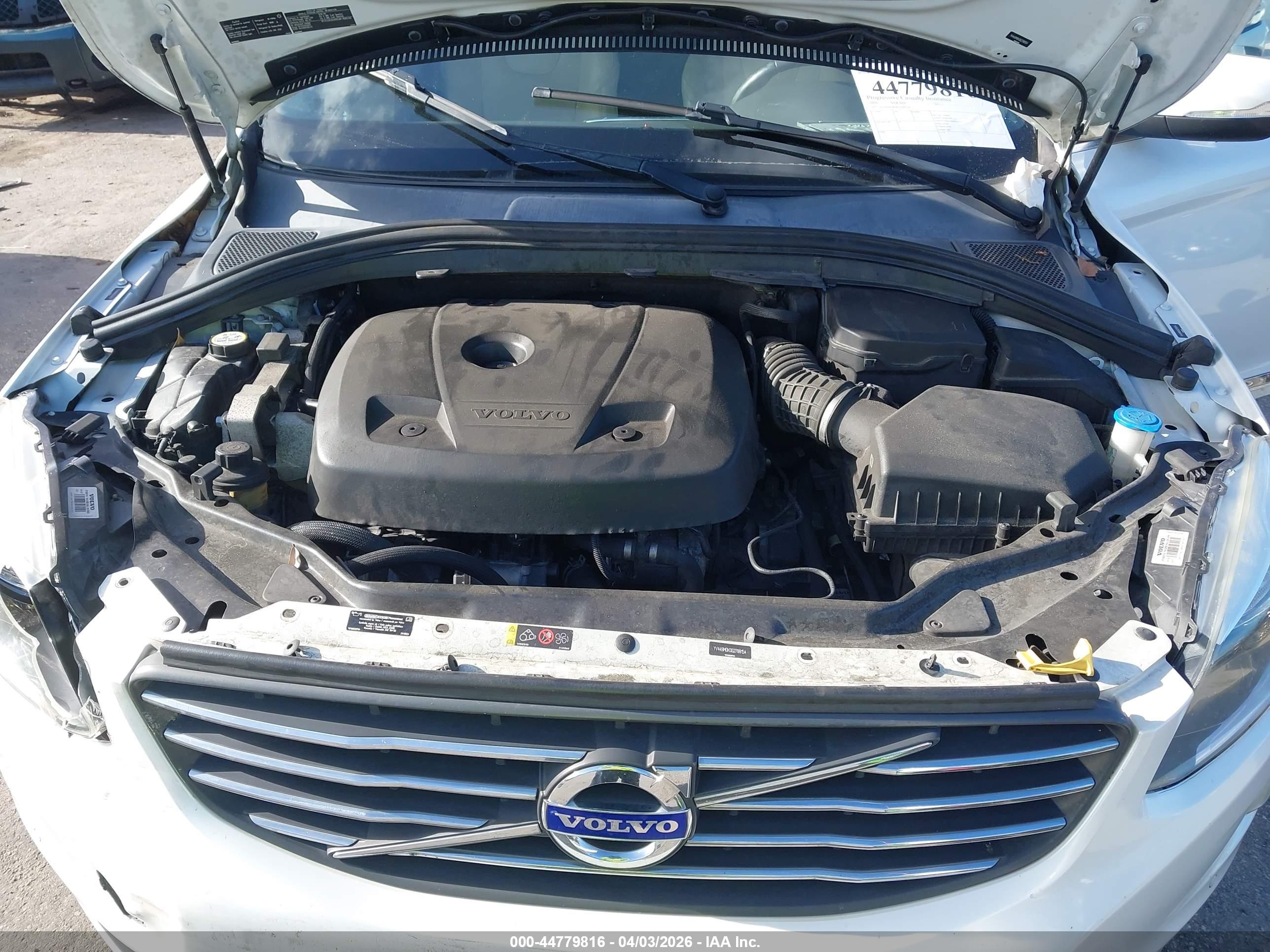 VOLVO XC60 image 10
