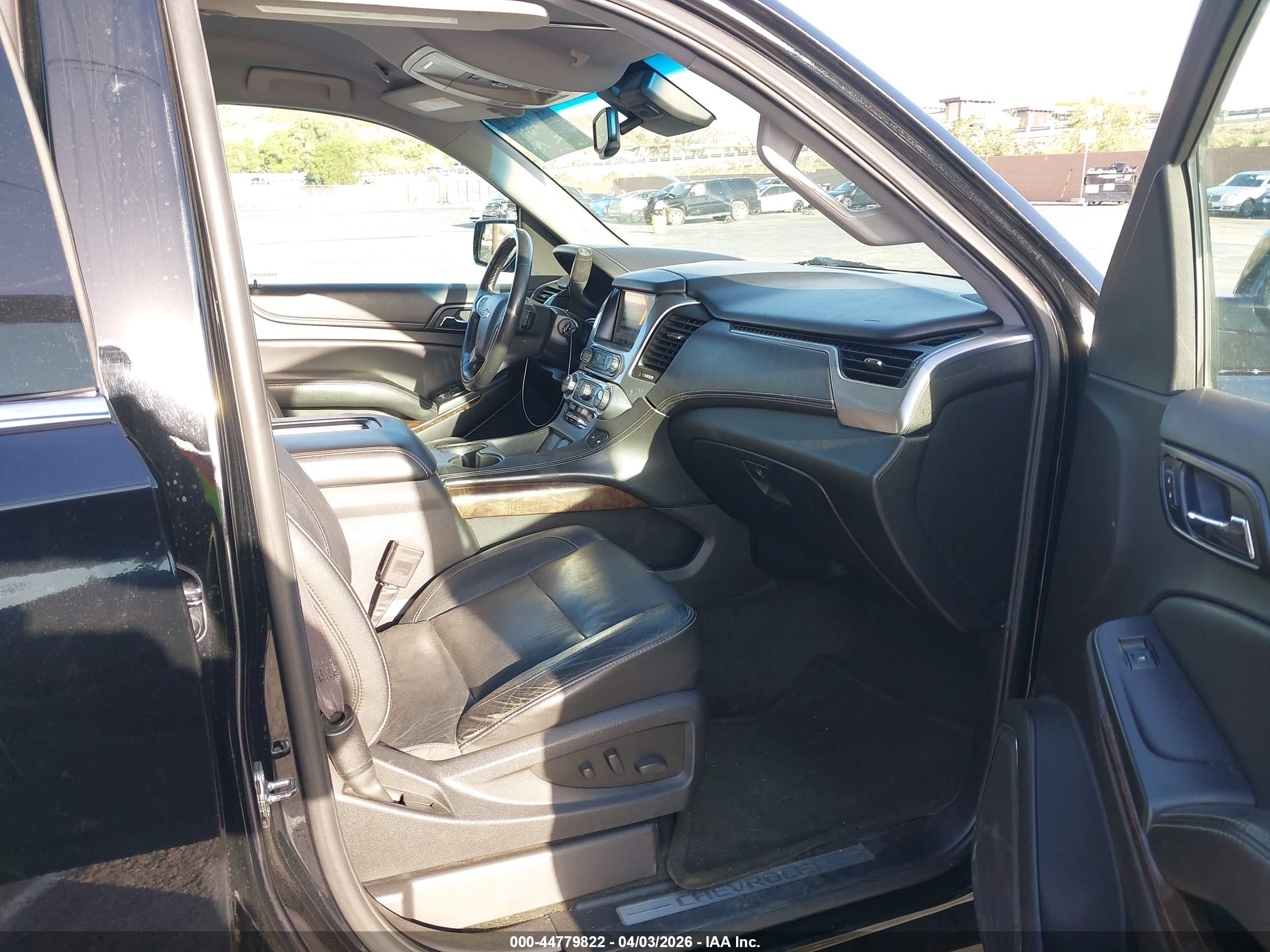 CHEVROLET TAHOE image 5