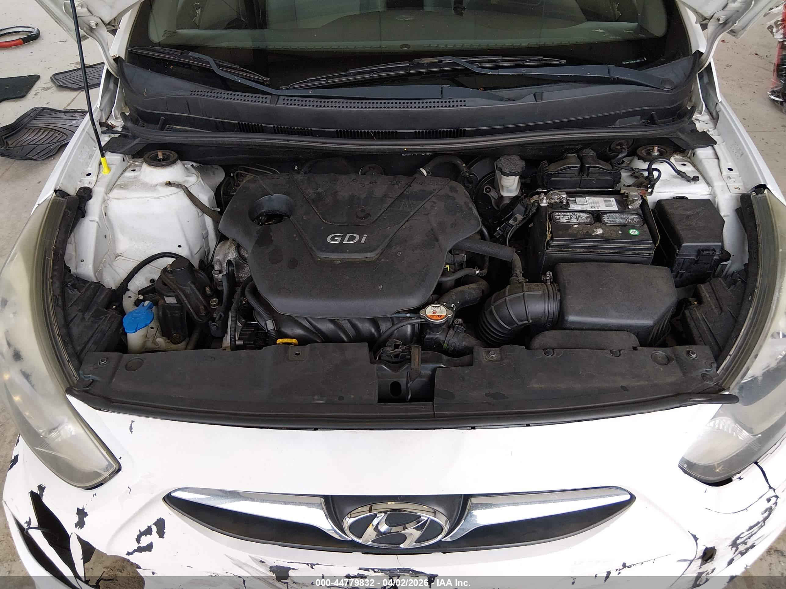 HYUNDAI ACCENT image 10