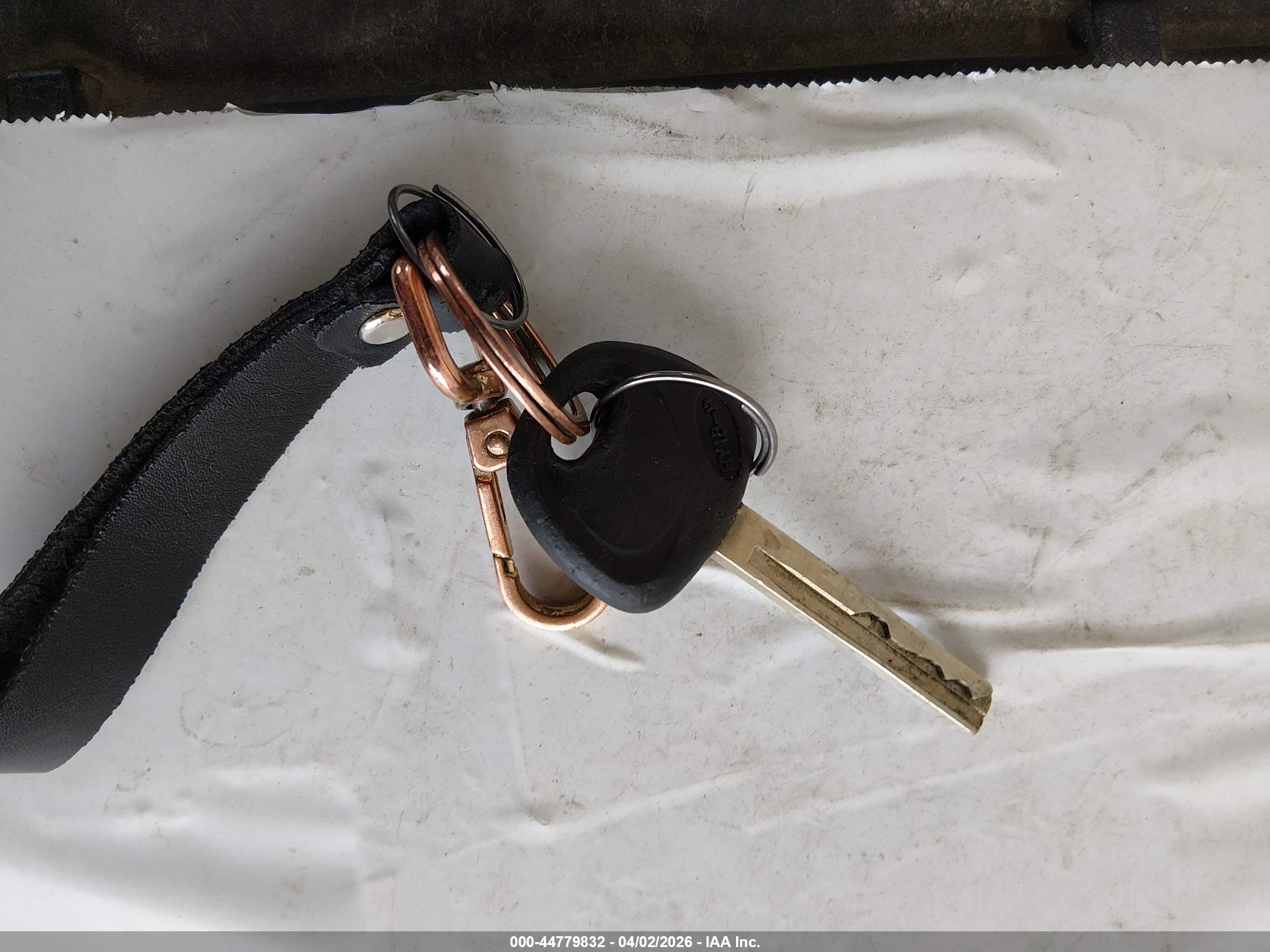 HYUNDAI ACCENT image 11
