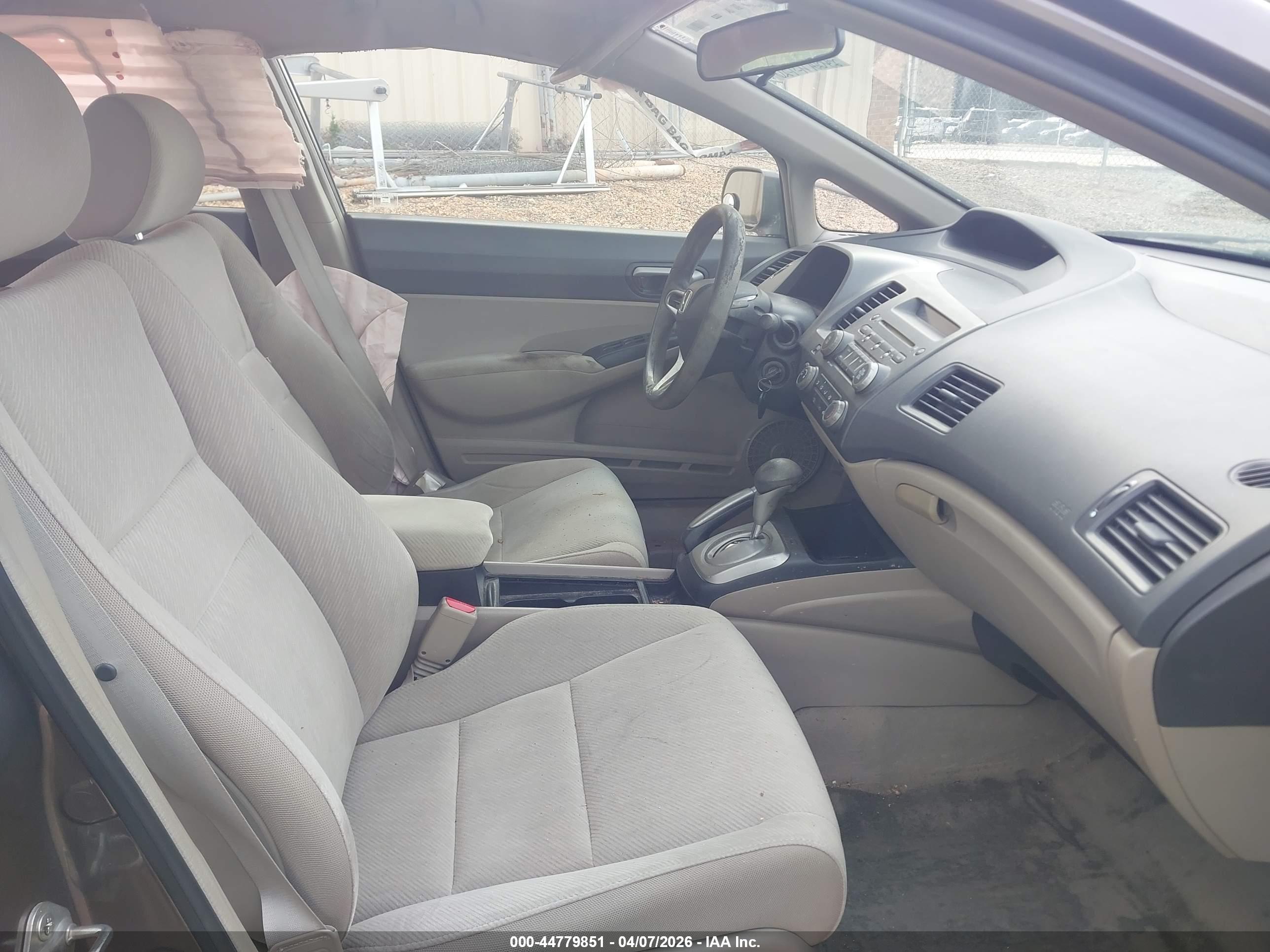 HONDA CIVIC image 5