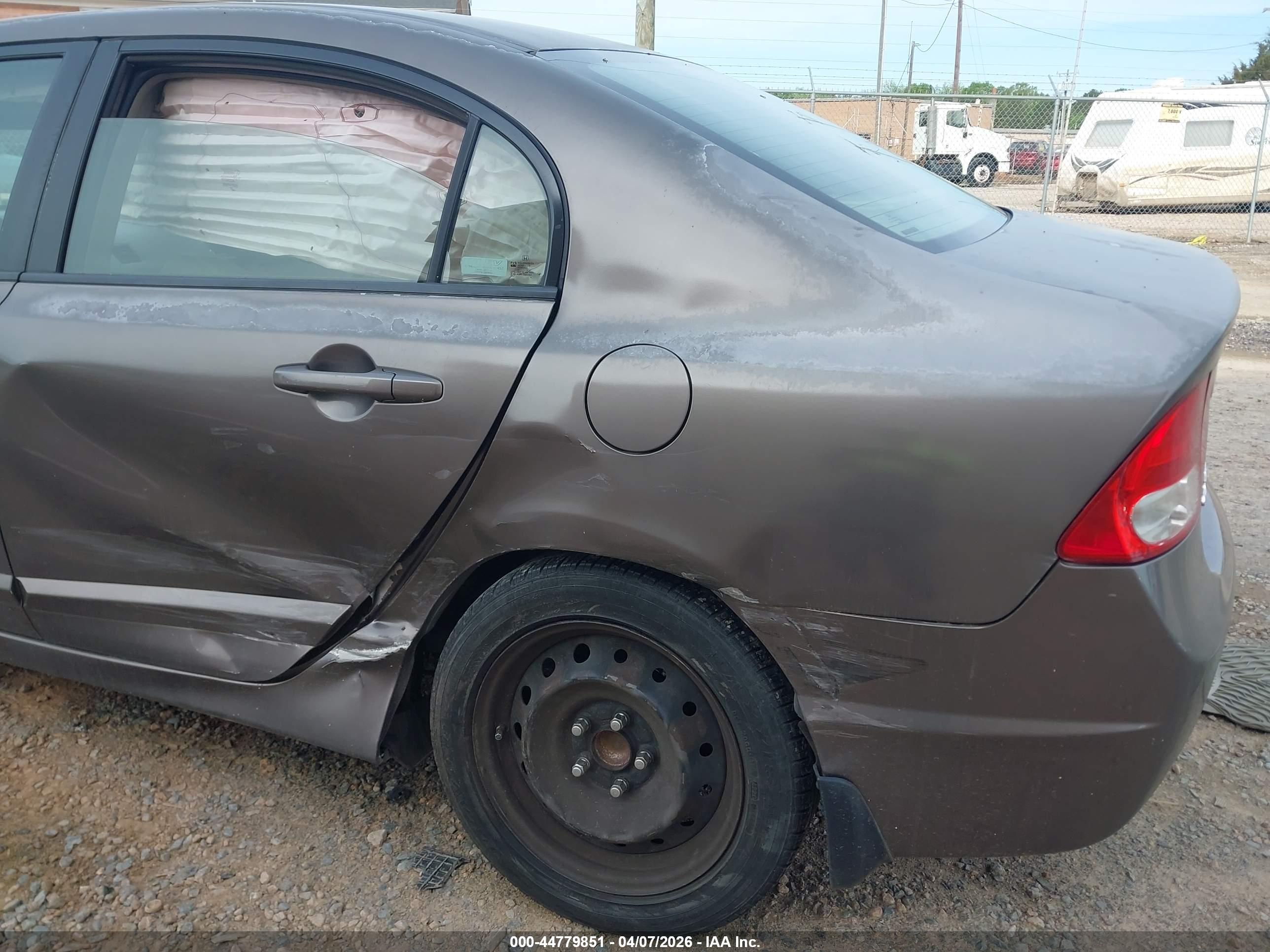 HONDA CIVIC image 6