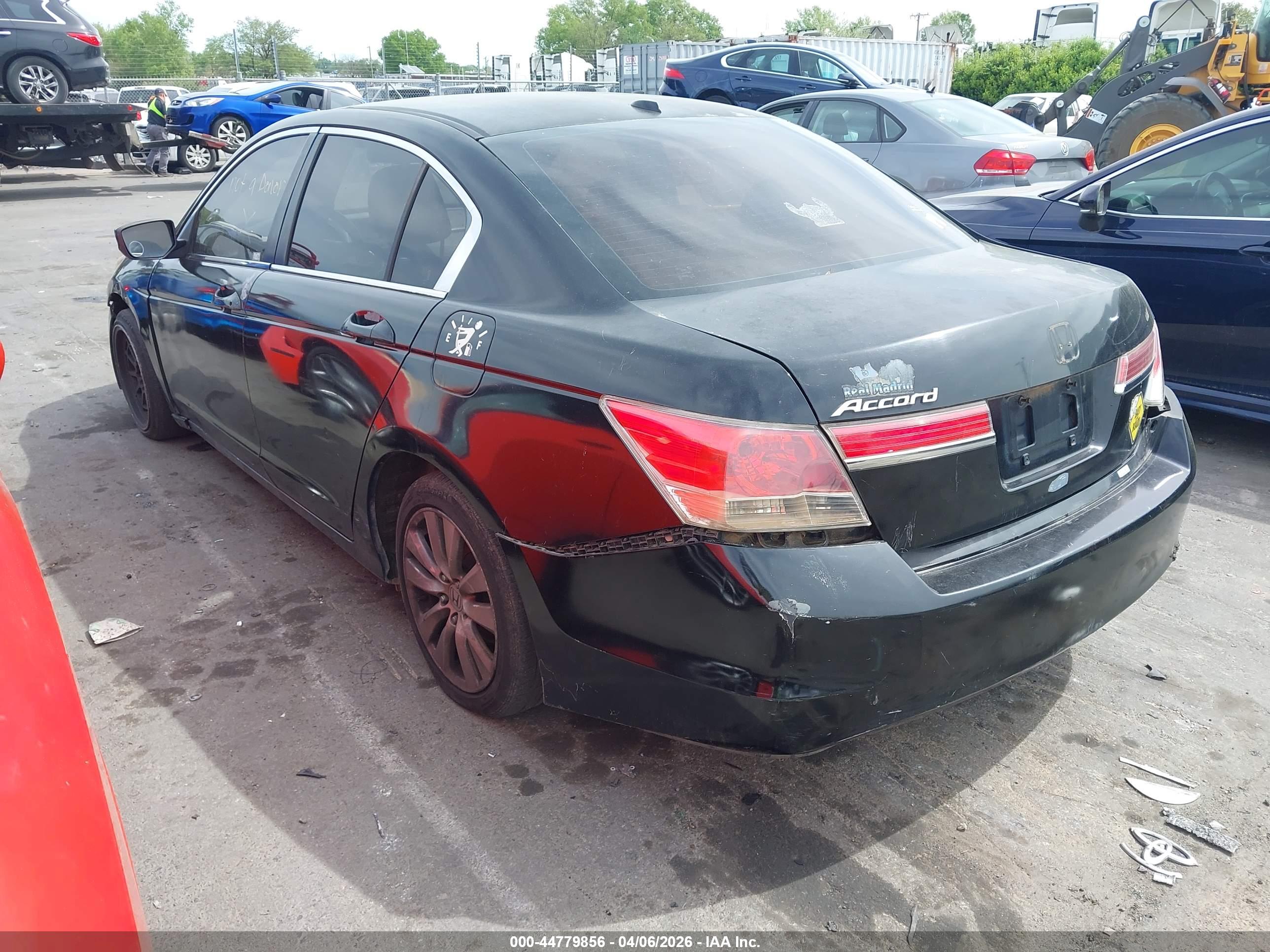 HONDA ACCORD image 3