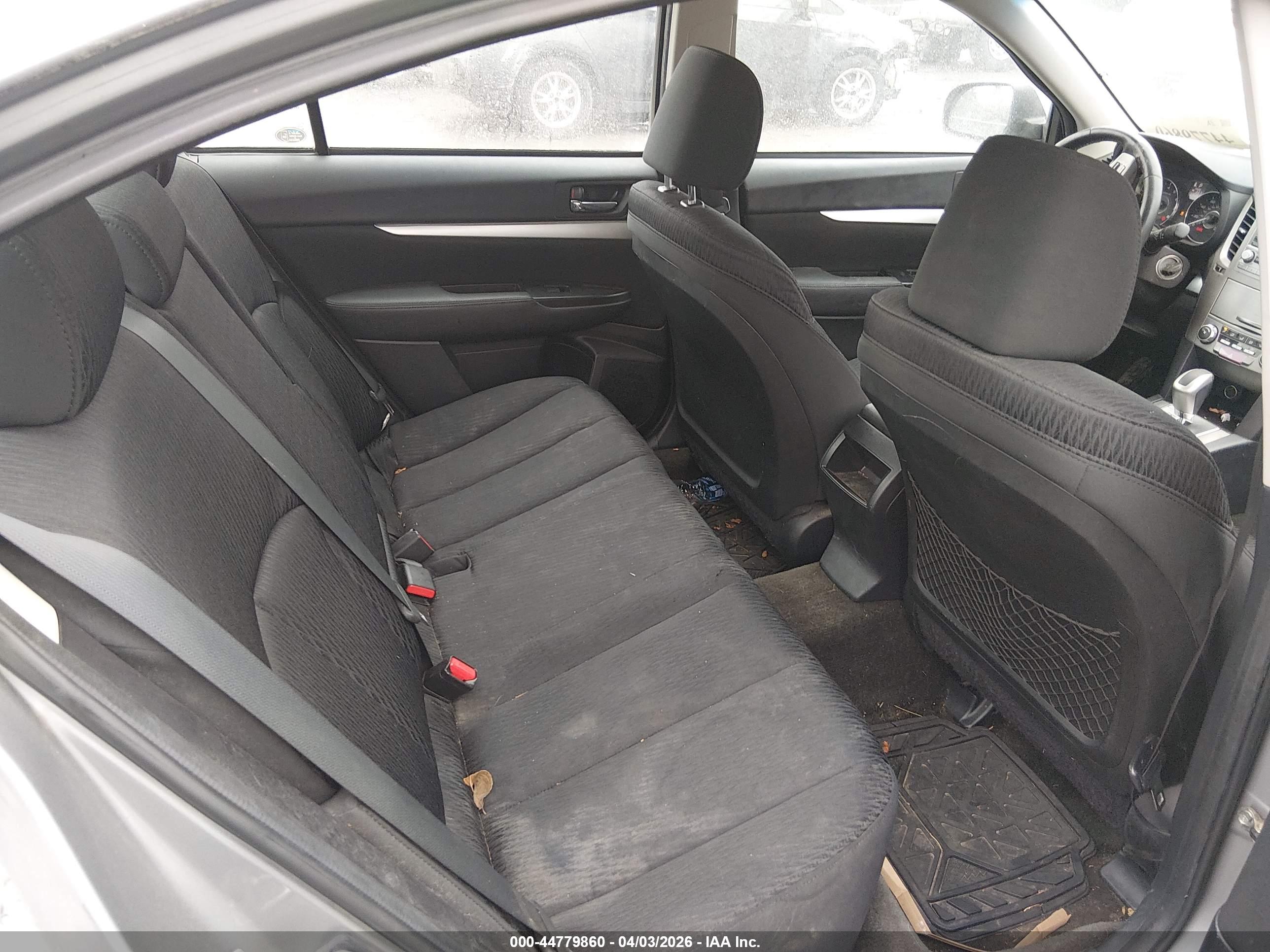 SUBARU LEGACY image 8