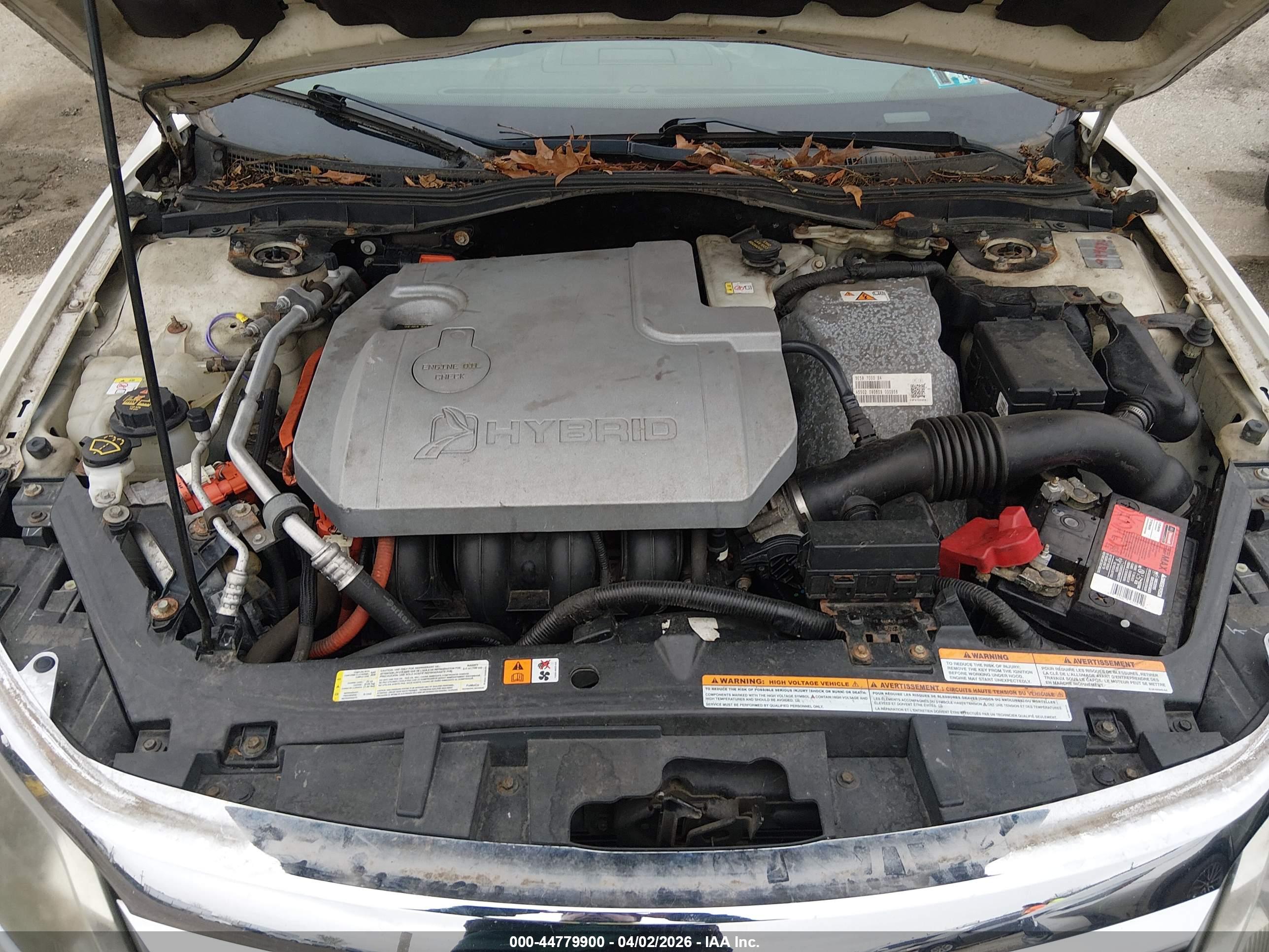FORD FUSION image 10