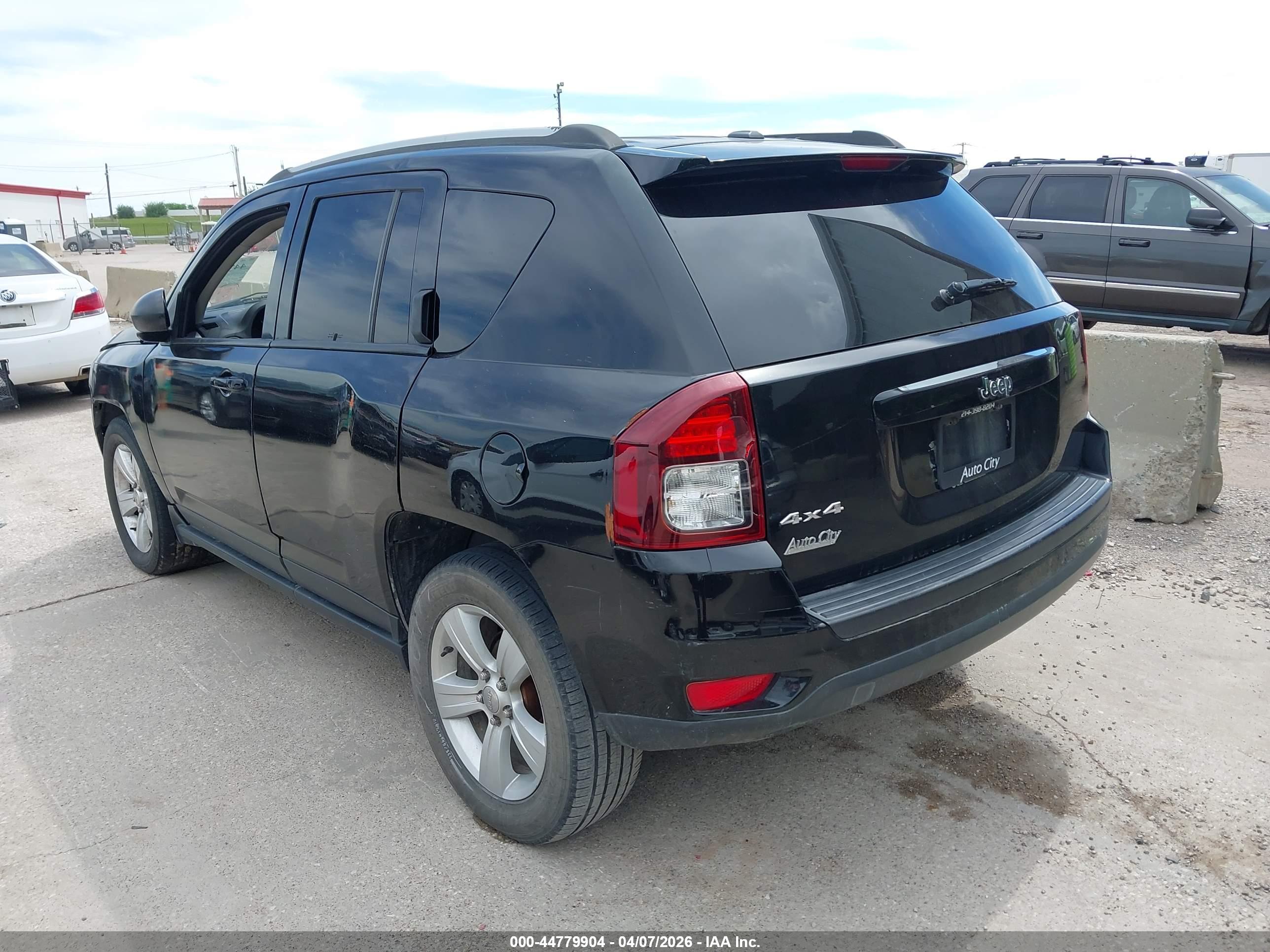 JEEP COMPASS image 3