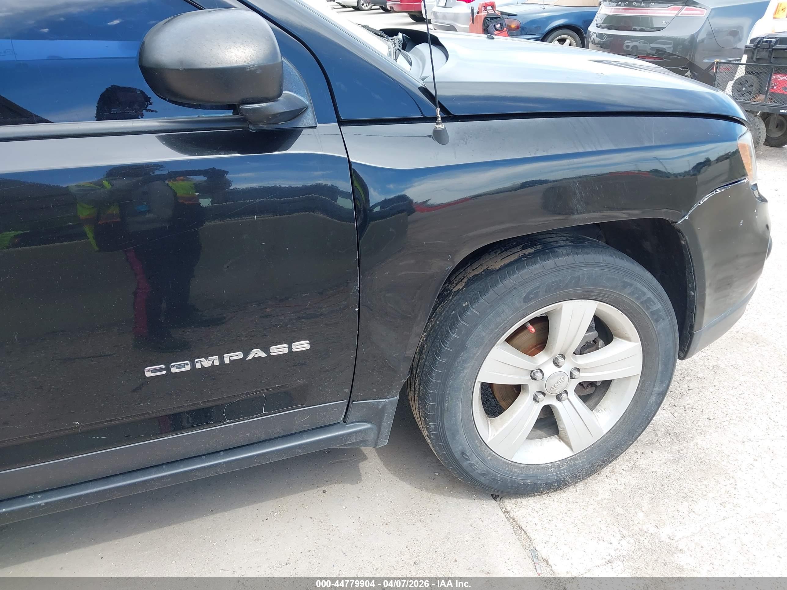 JEEP COMPASS image 6