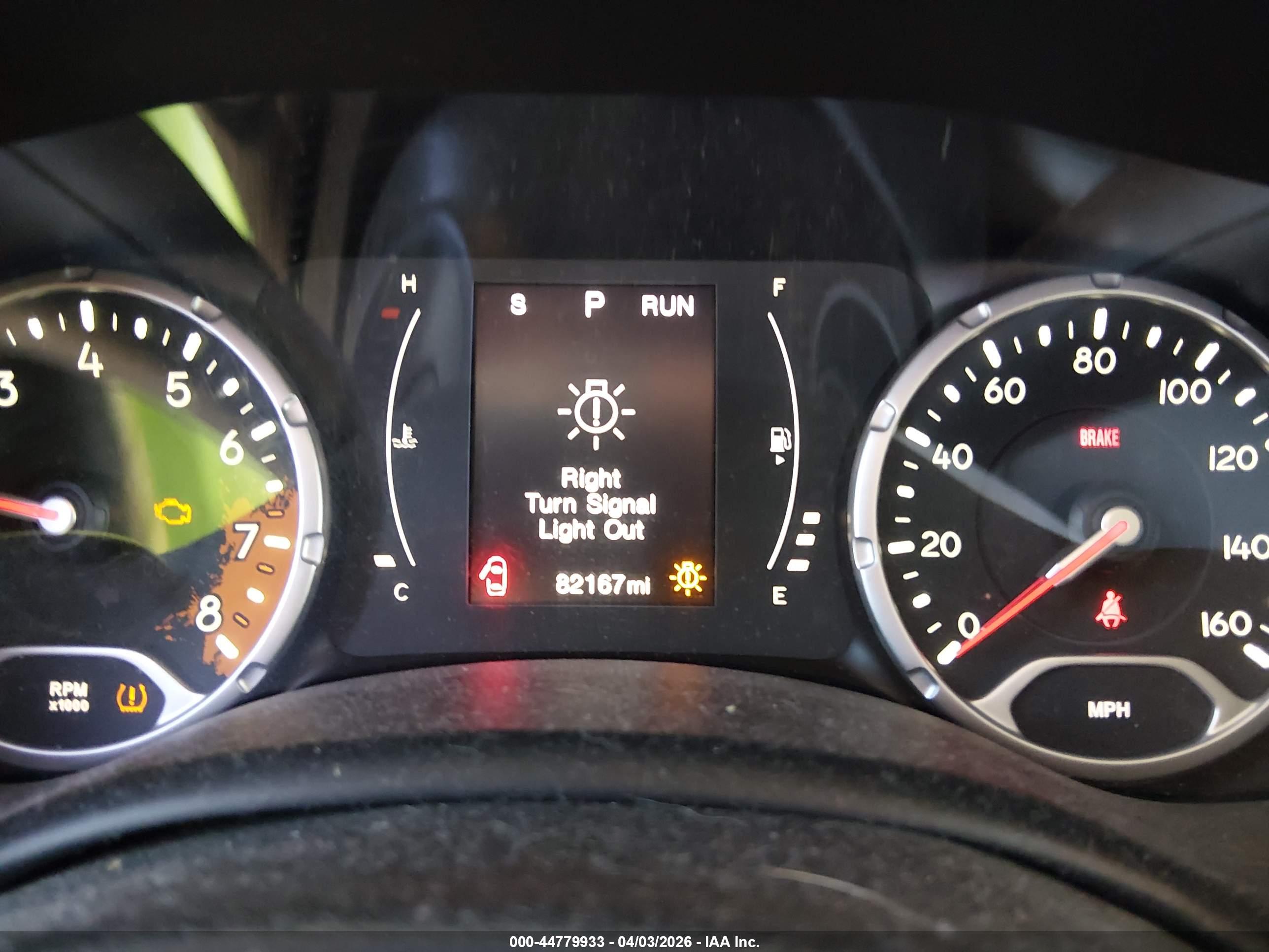 JEEP RENEGADE image 7