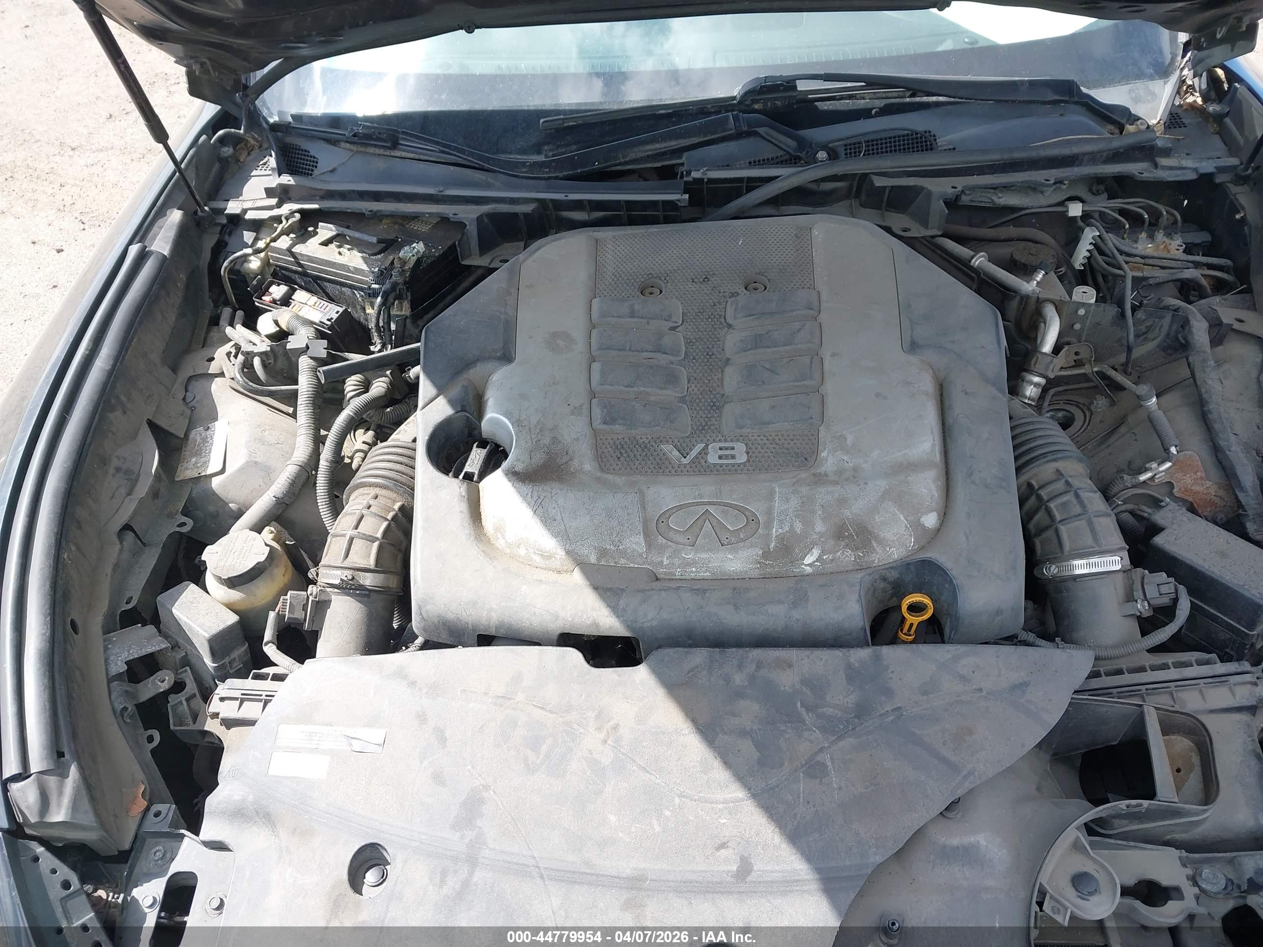 INFINITI M56 image 10