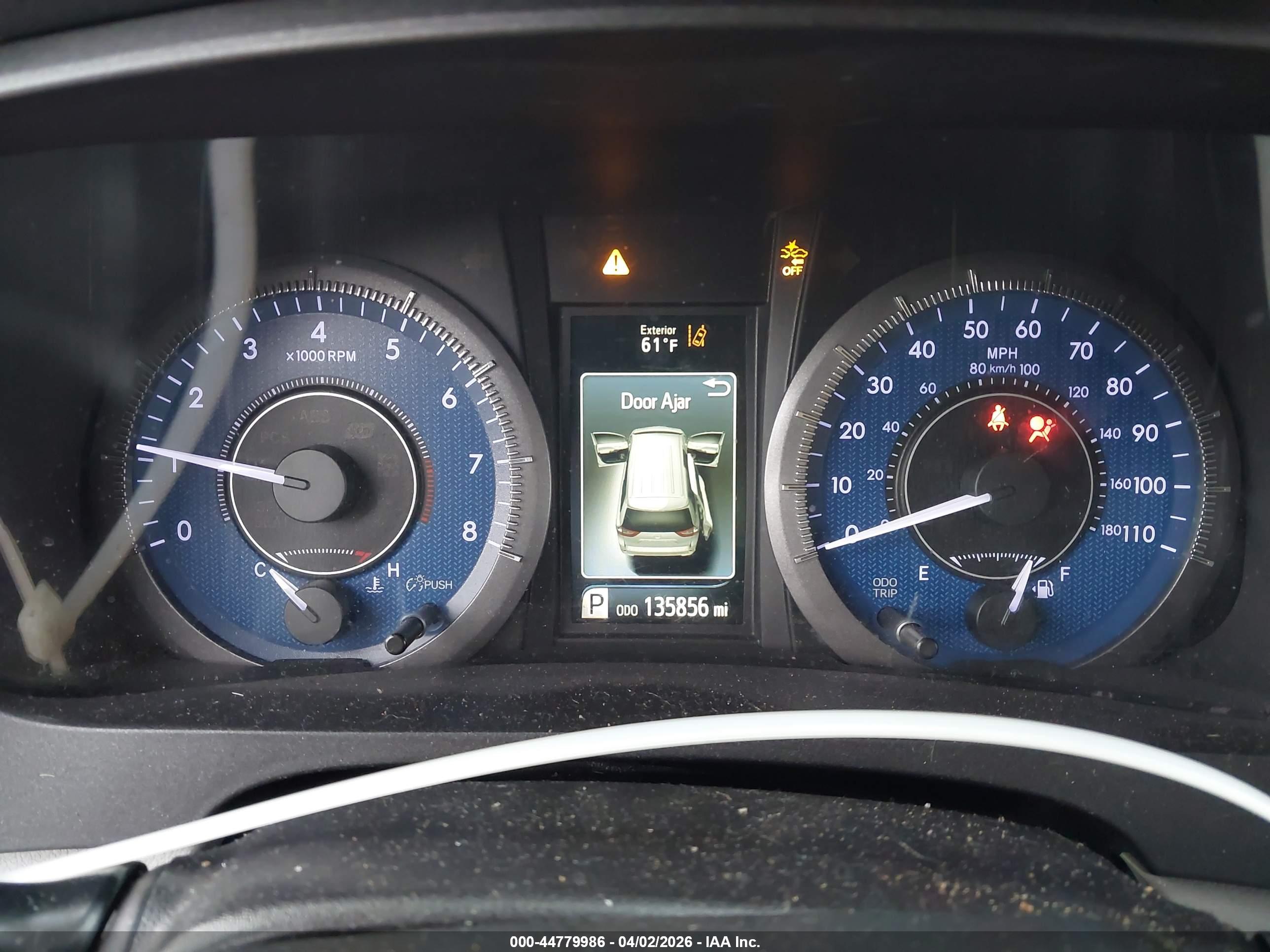TOYOTA SIENNA image 7