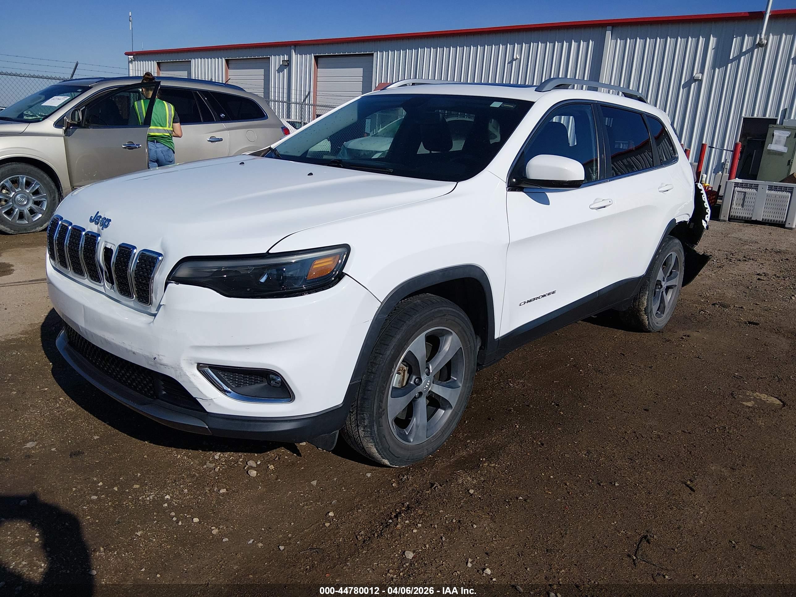 JEEP CHEROKEE image 2