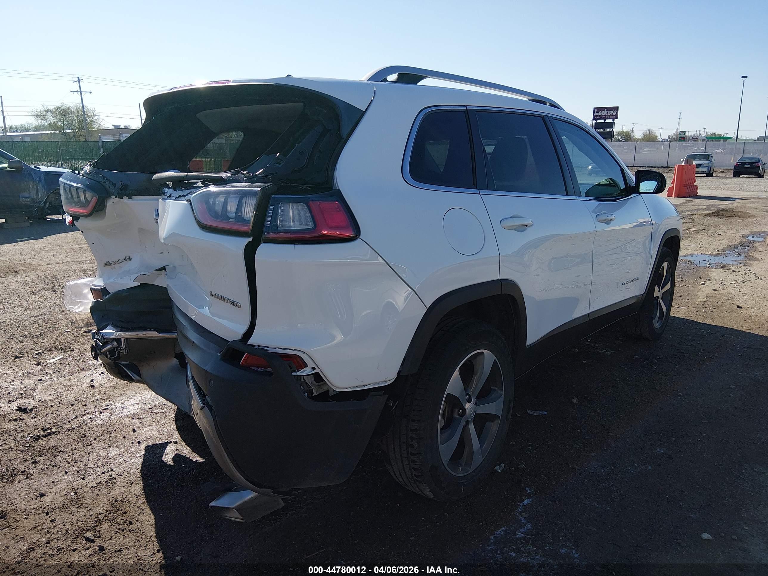 JEEP CHEROKEE image 4