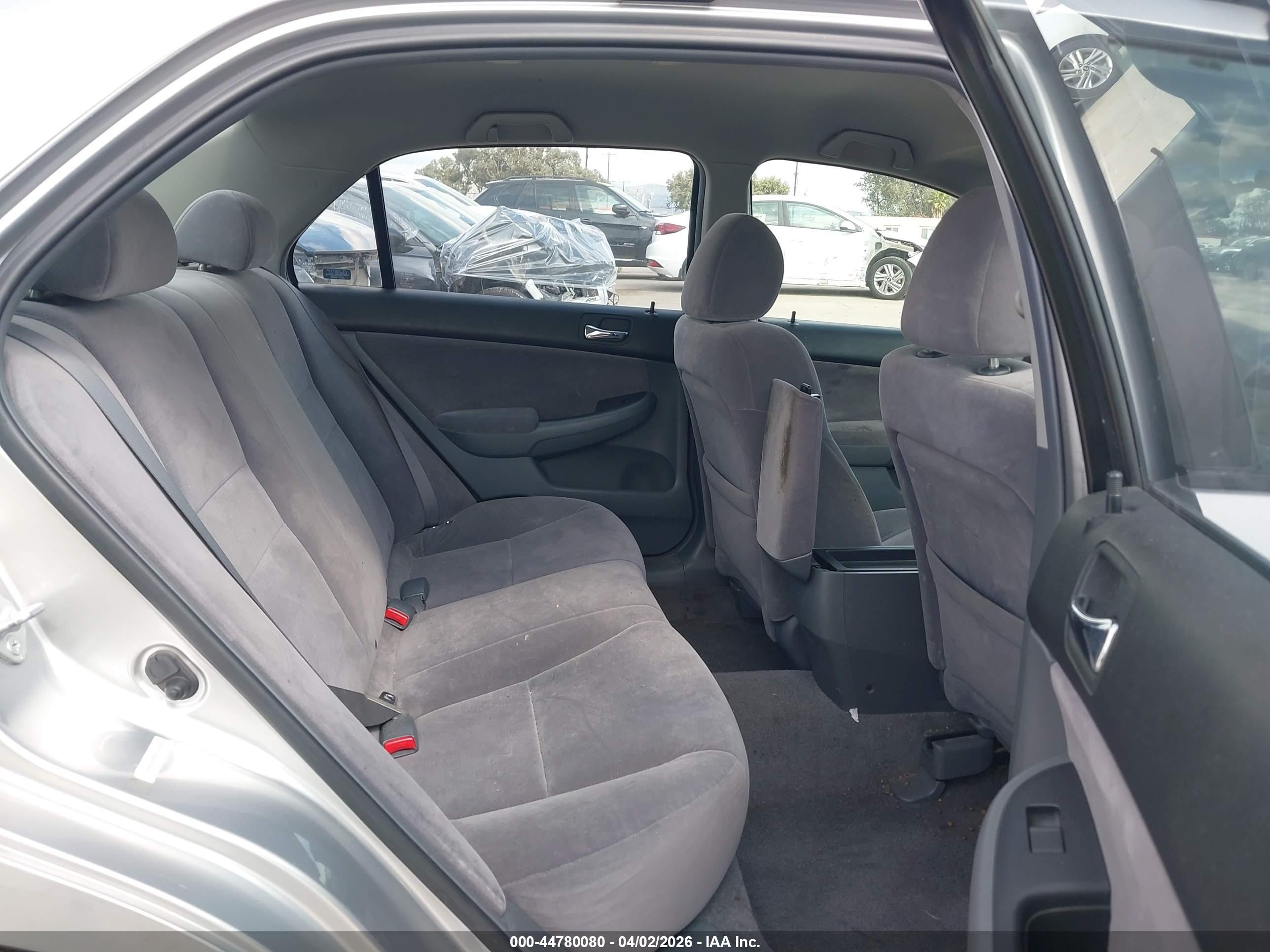 HONDA ACCORD image 8
