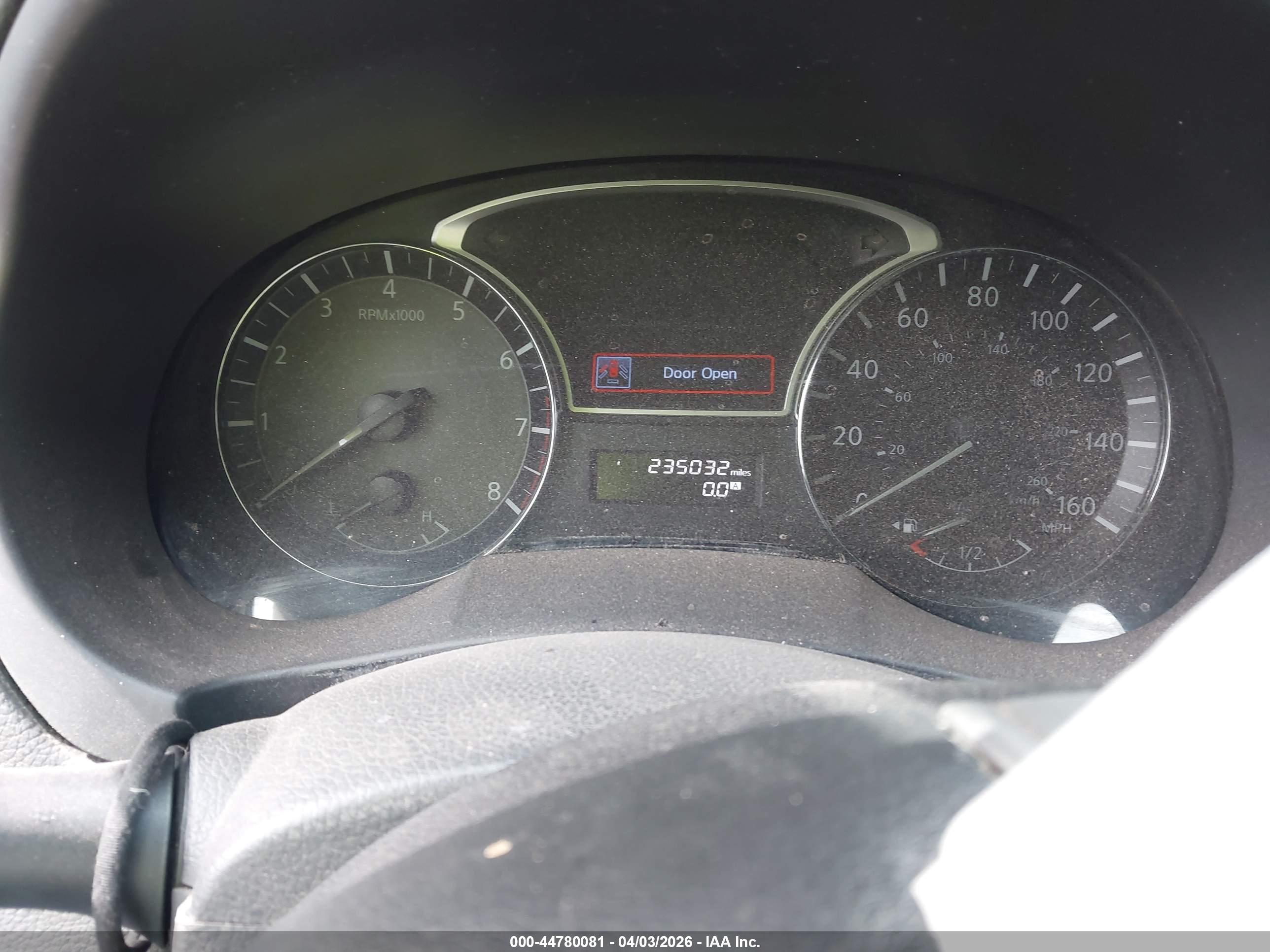 NISSAN ALTIMA image 7
