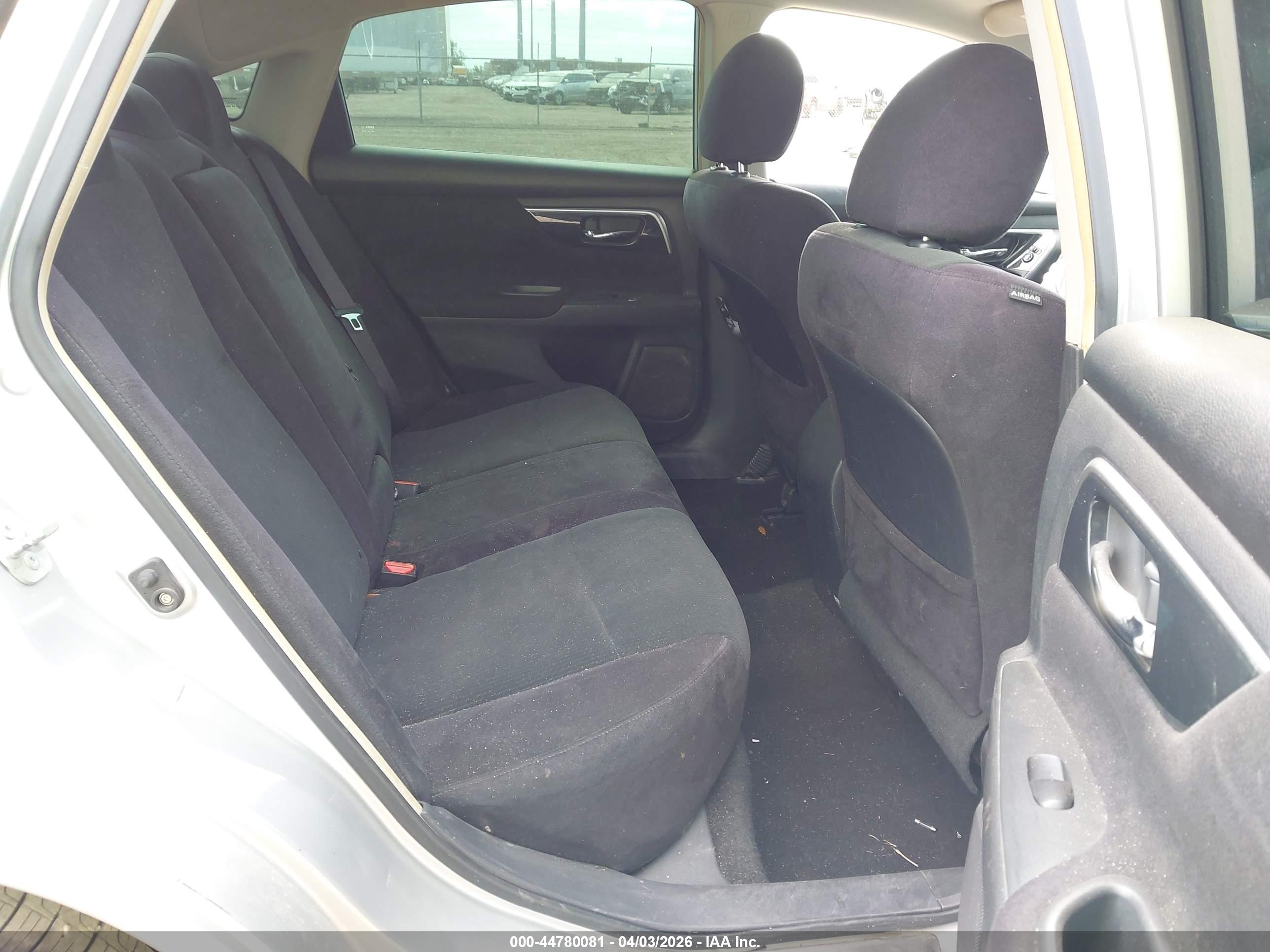 NISSAN ALTIMA image 8
