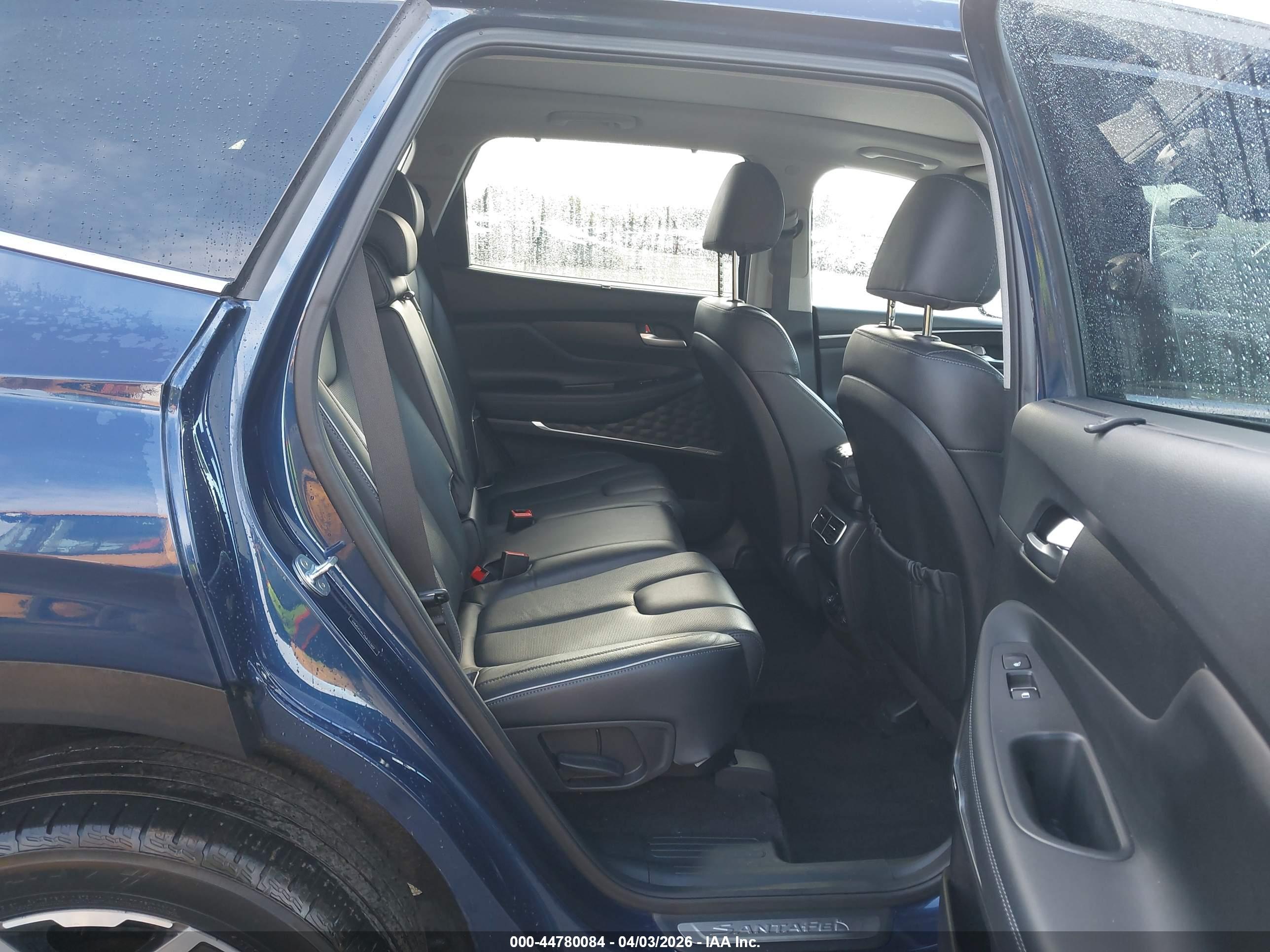 HYUNDAI SANTA image 8