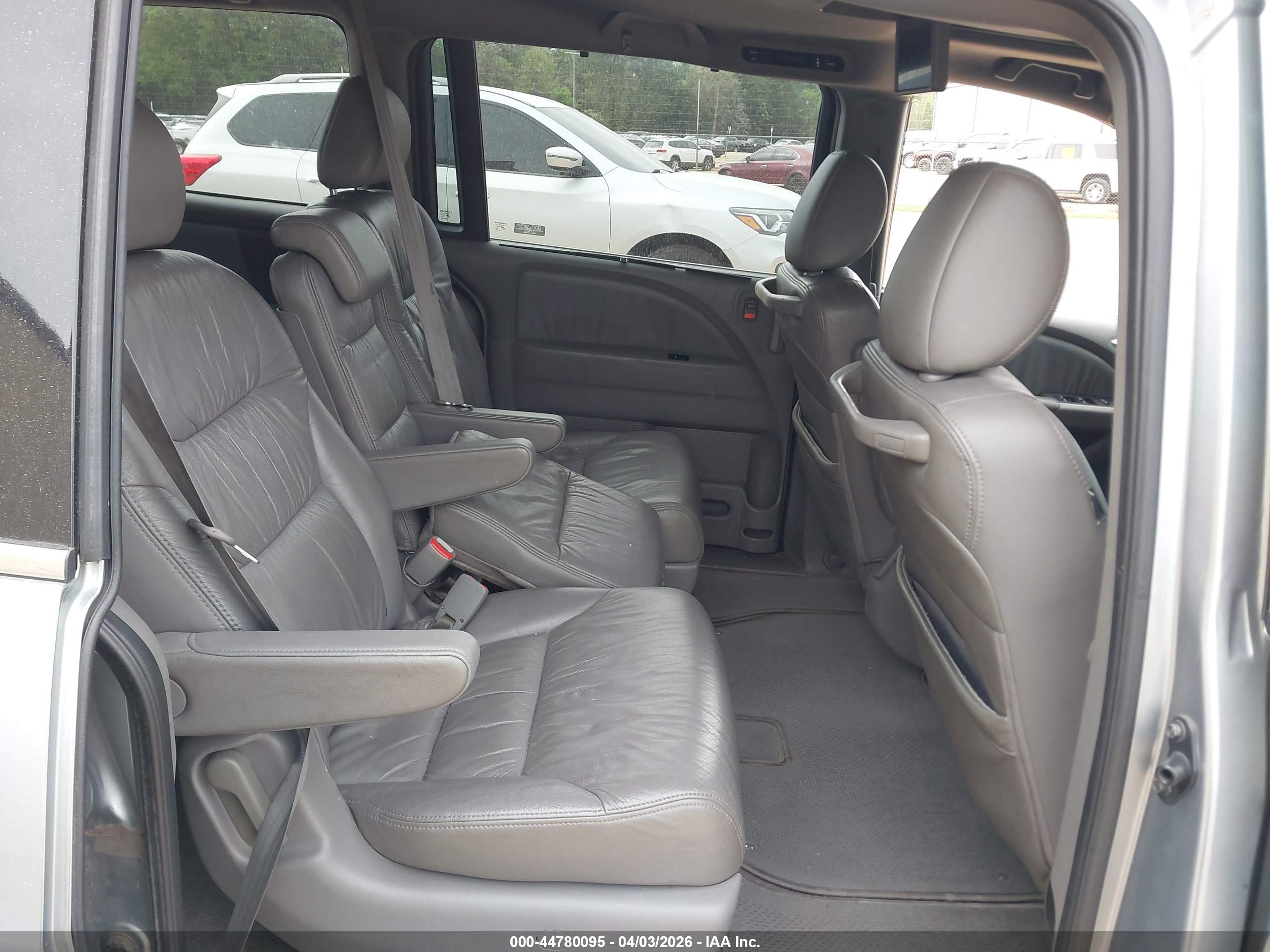 HONDA ODYSSEY image 5
