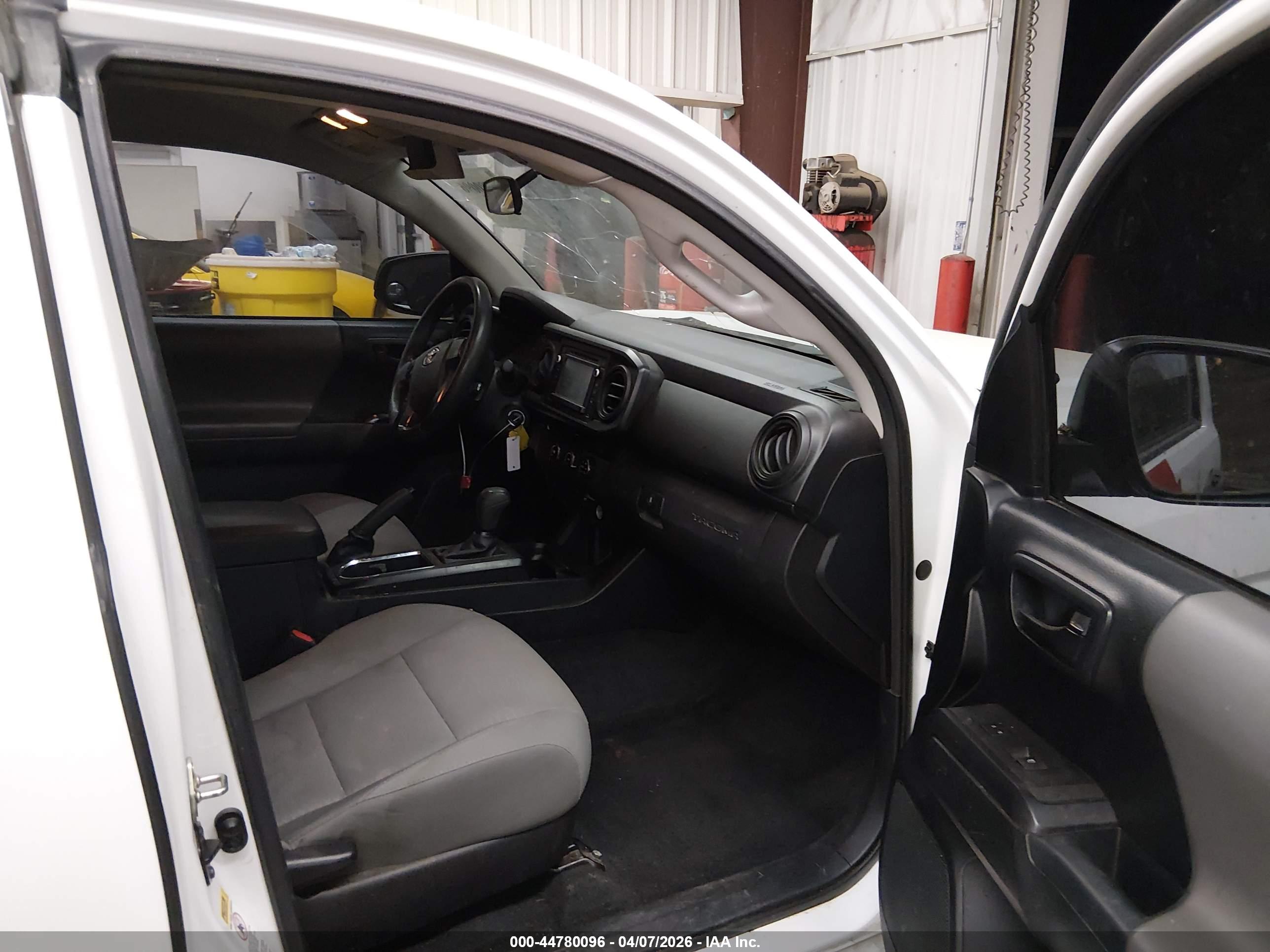 TOYOTA TACOMA image 5