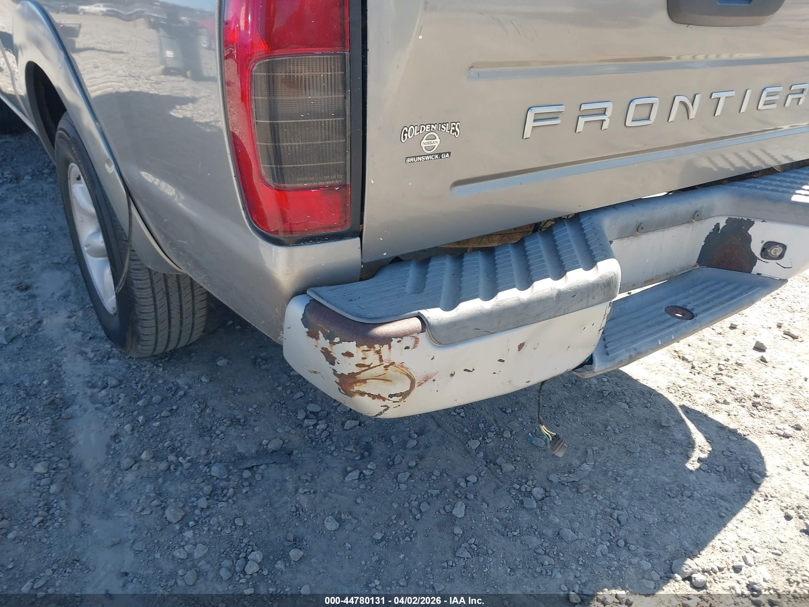 NISSAN FRONTIER image 6
