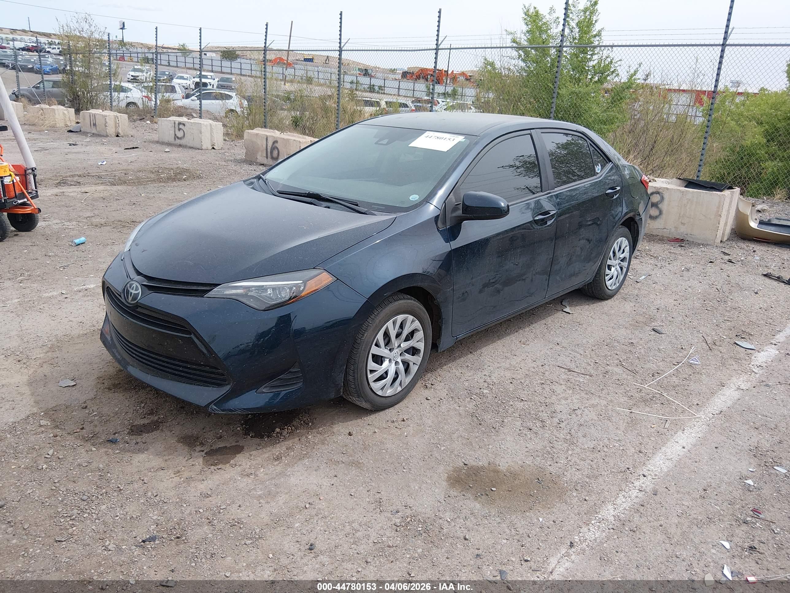 TOYOTA COROLLA image 2